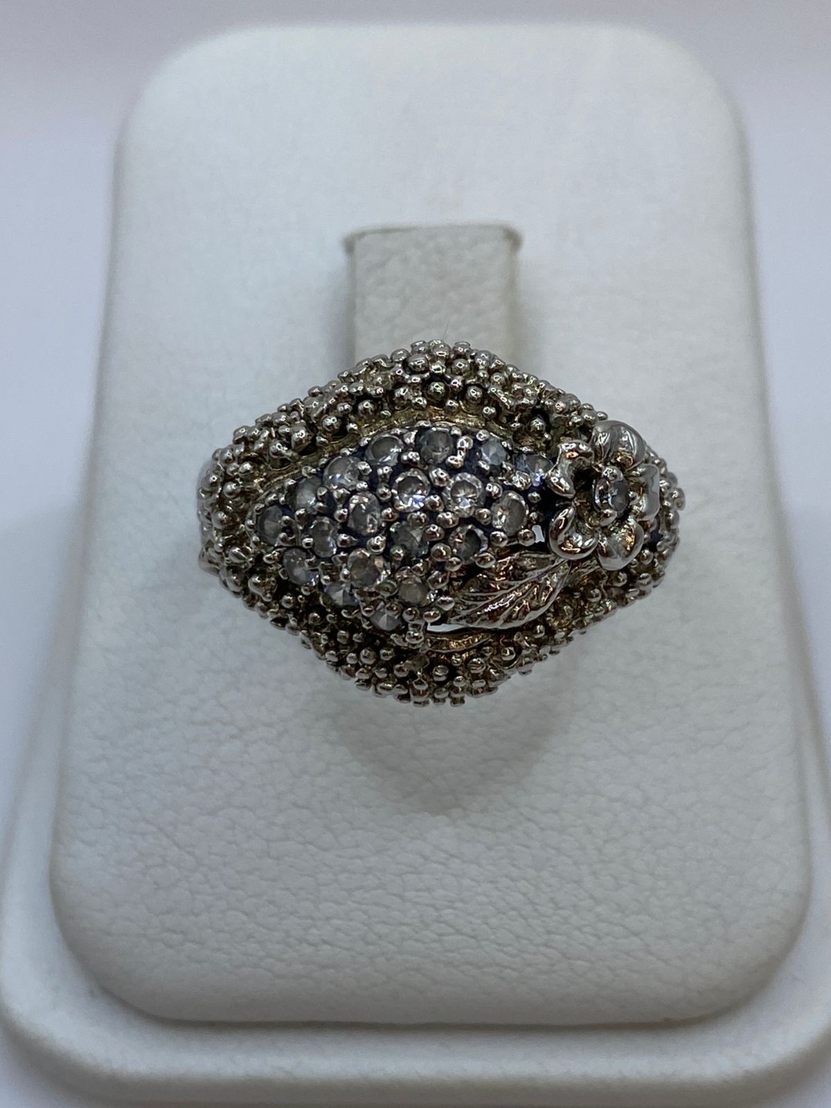 Anillo Artesanal Vintage con Cristales Brillantes en Plata 925
