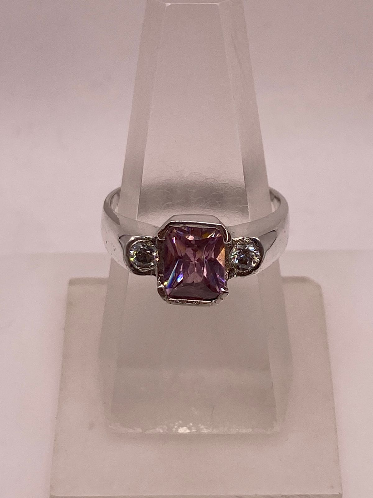 ANILLO ARTESANAL CON  ZIRCONIA ROSA Y BLANCA EN PLATA LEY .925