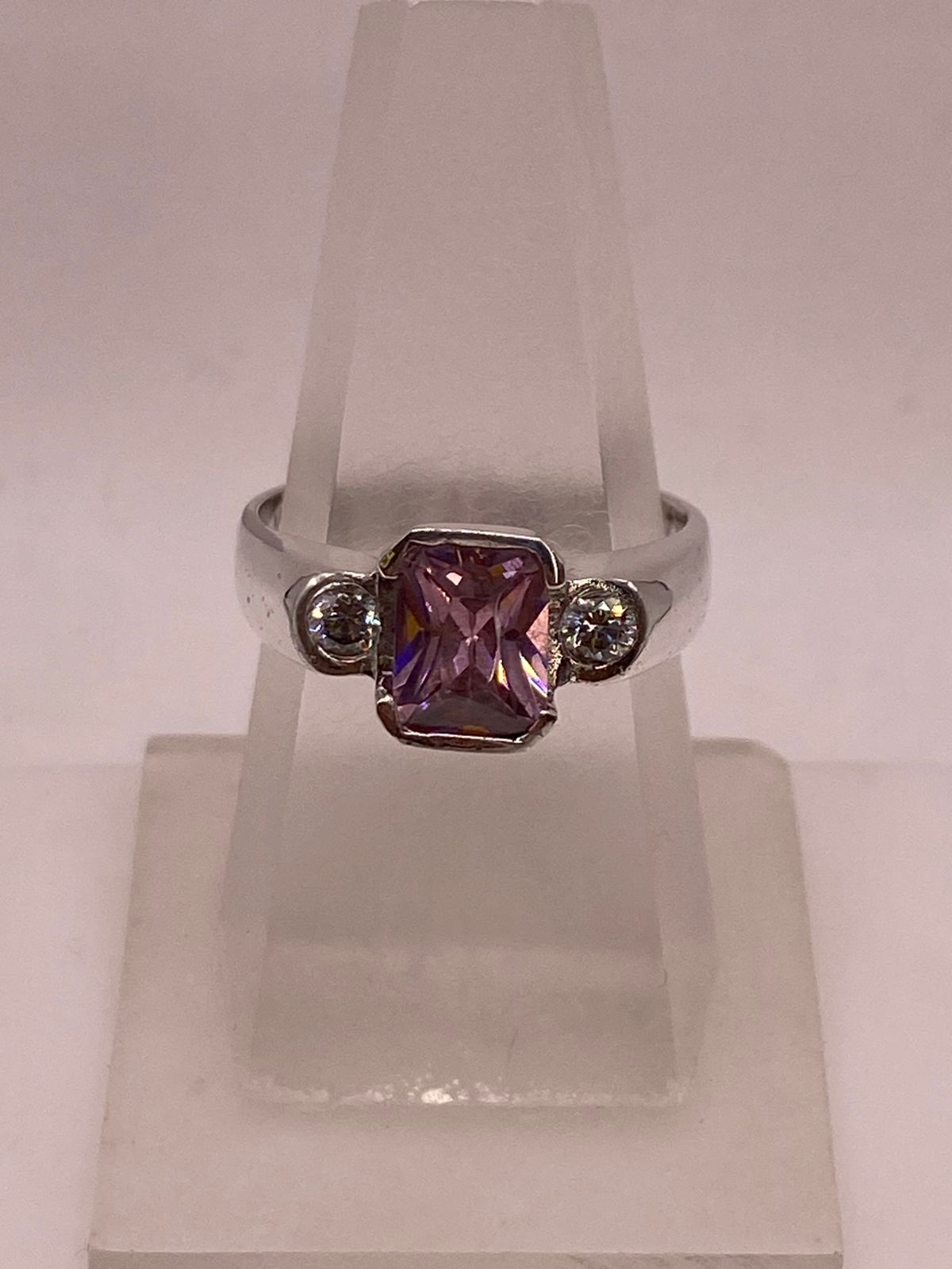 ANILLO ARTESANAL CON  ZIRCONIA ROSA Y BLANCA EN PLATA LEY .925