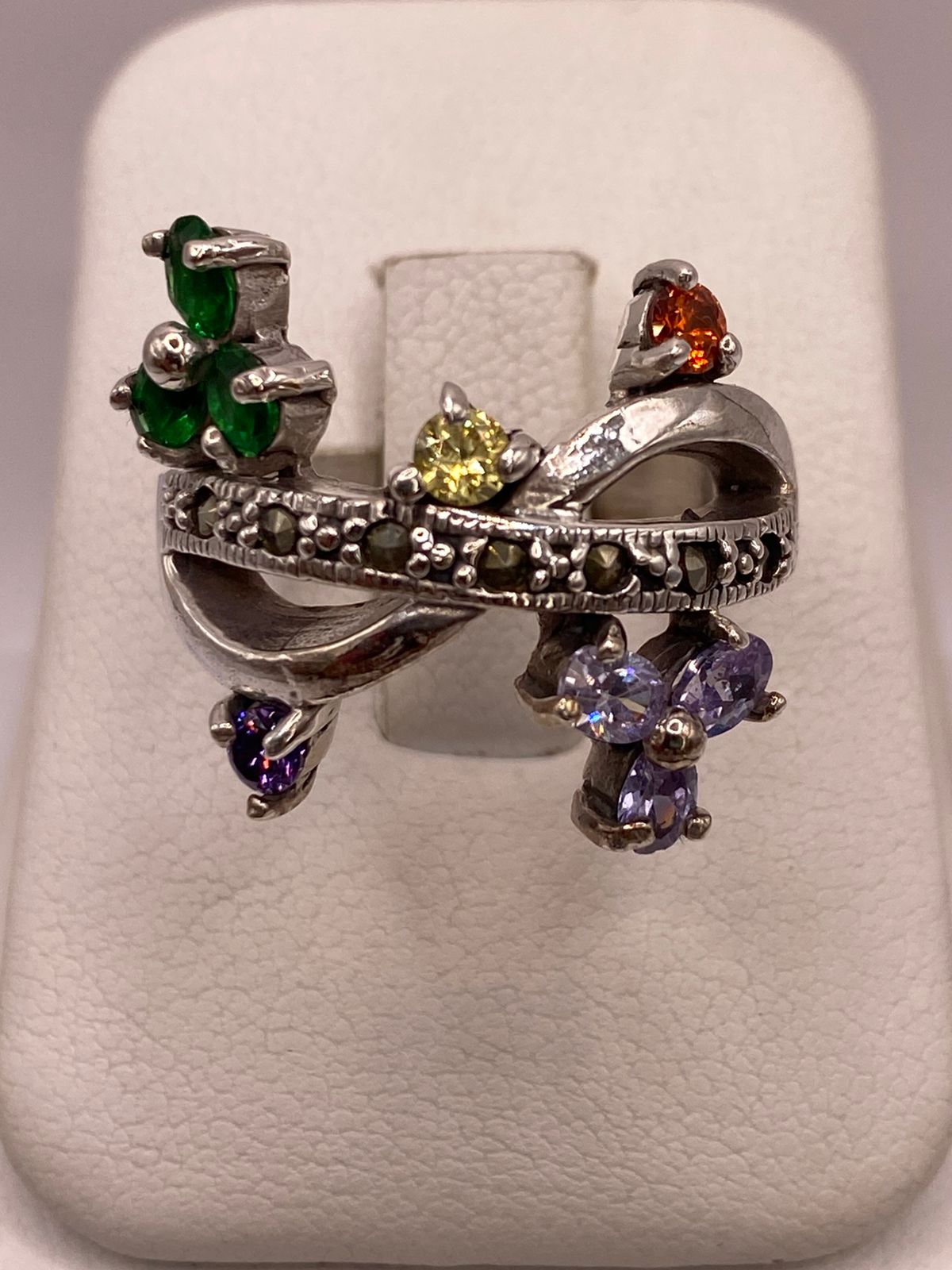 Anillo Artístico Multicolor con Marquesitas y Zirconias en Plata Ley 925