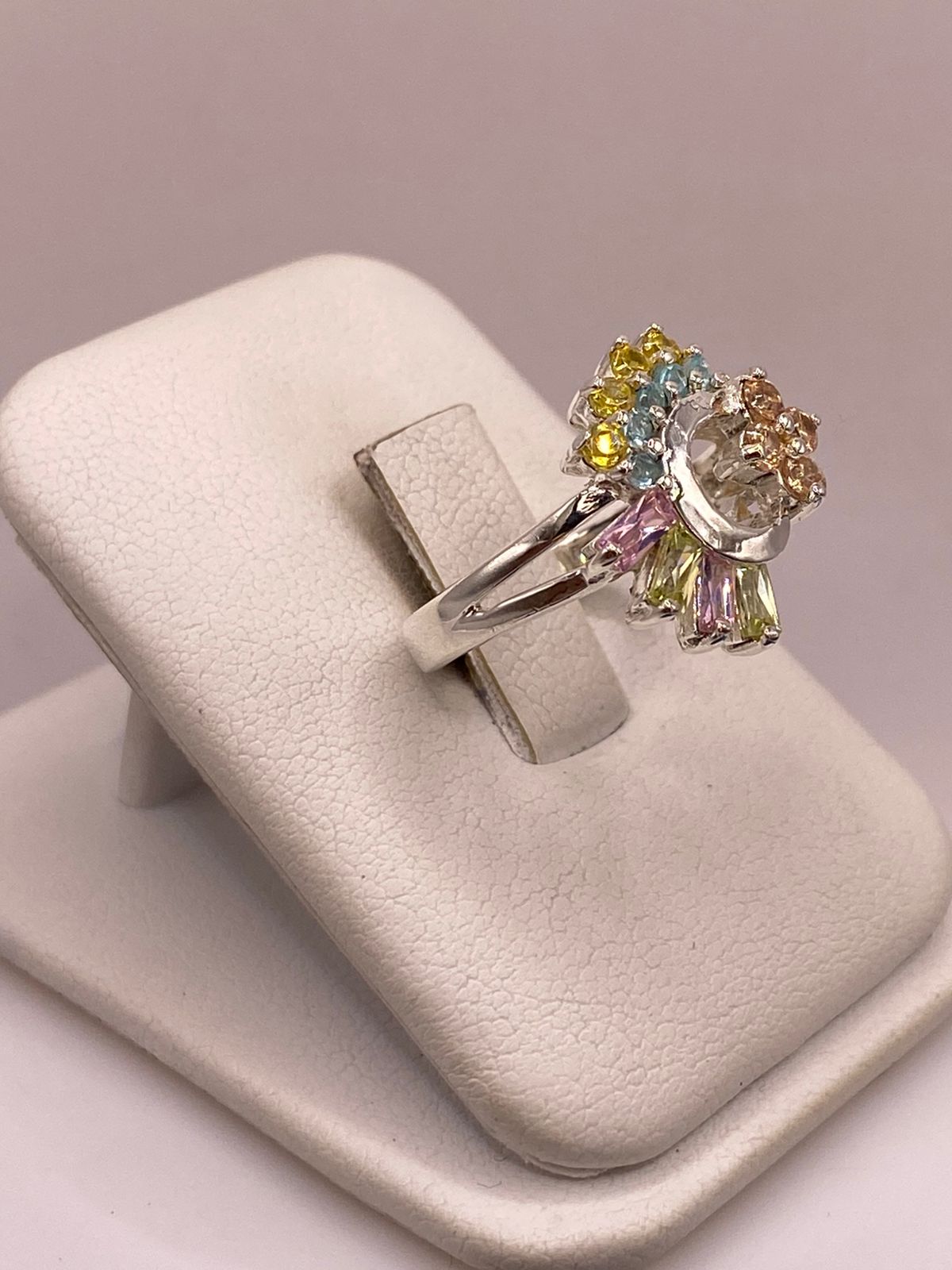 Anillo Circular Multicolor de Plata 925 con Zirconias