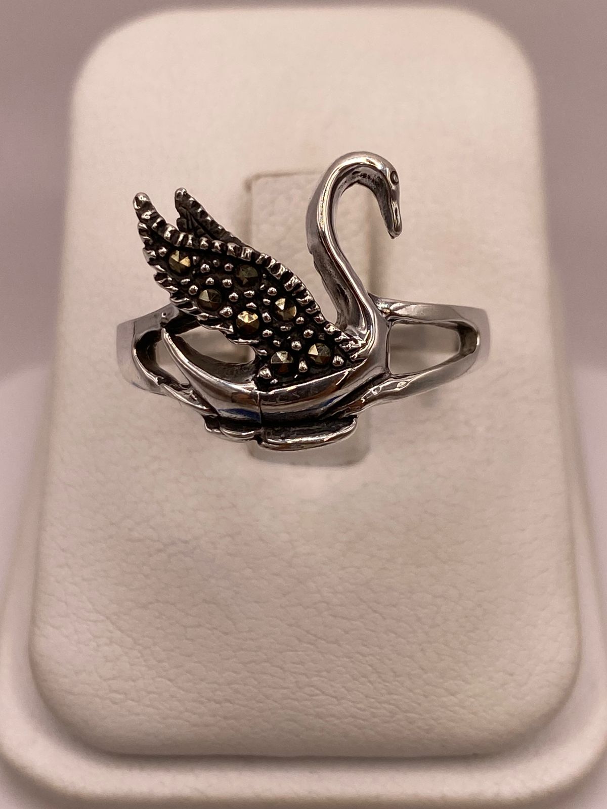 🦢 Anillo Cisne con Marquesitas en Plata Ley 925