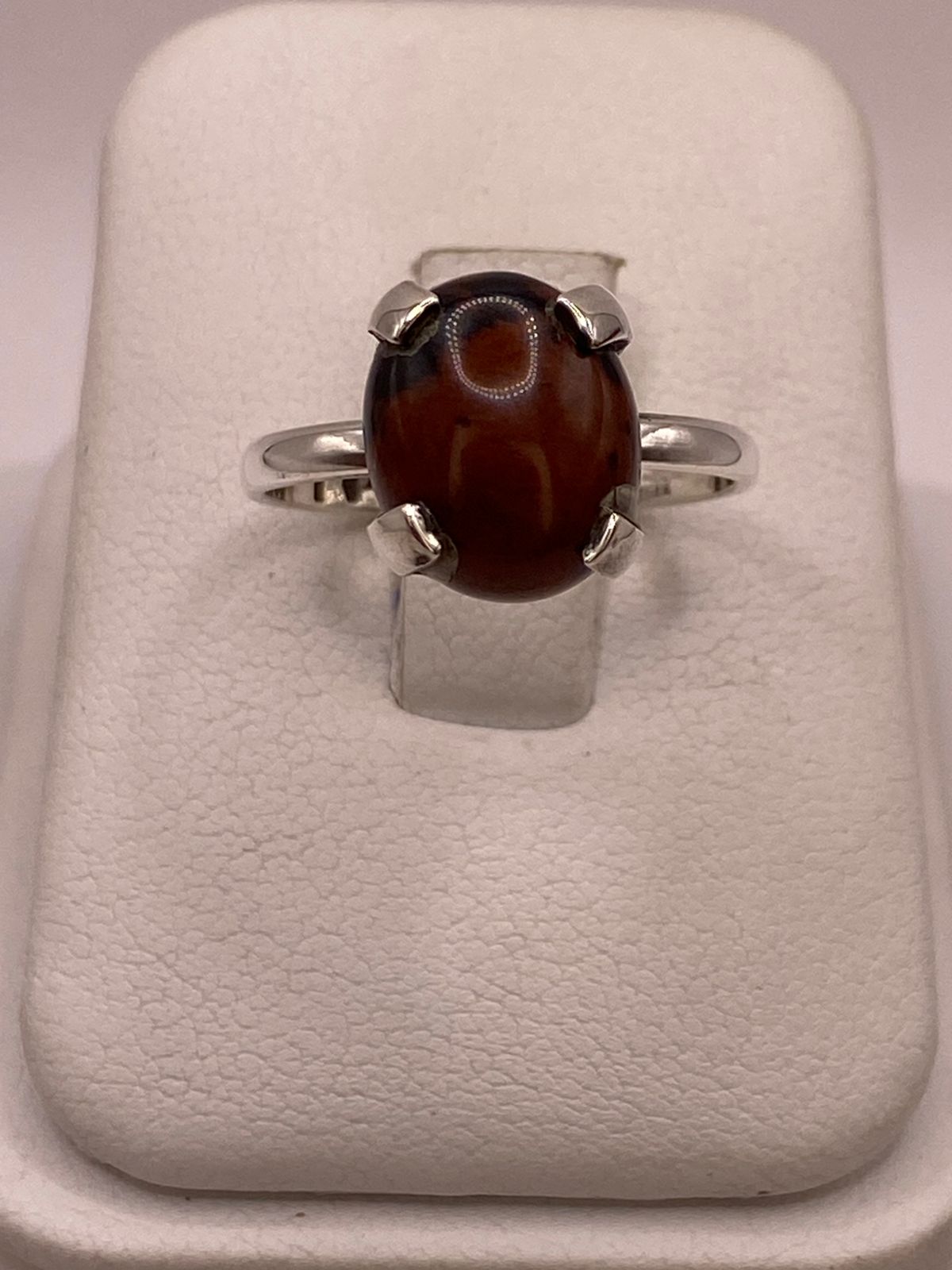 ANILLO CLÁSICO DE PLATA LEY 925 CON OJO DE TIGRE NATURAL