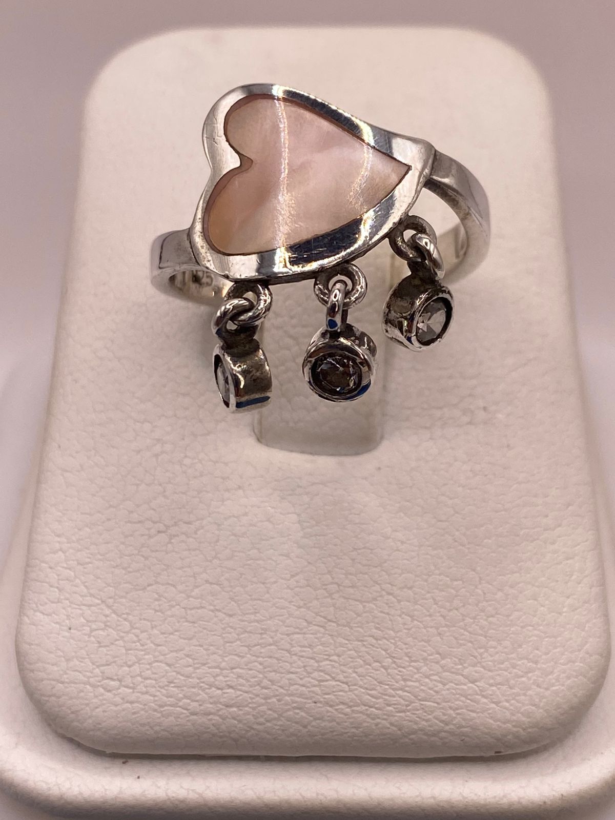 ANILLO CORAZÓN ARTESANAL DE PLATA LEY 925 CON NÁCAR NATURAL