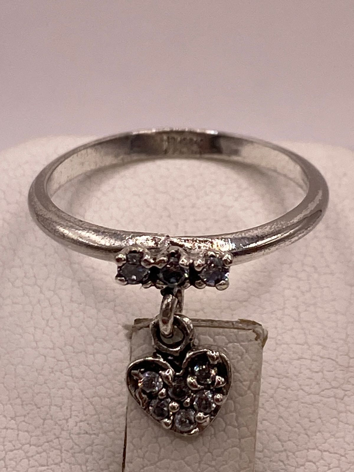 Anillo de Corazón Colgante con Zirconias Blancas en Plata Ley 925