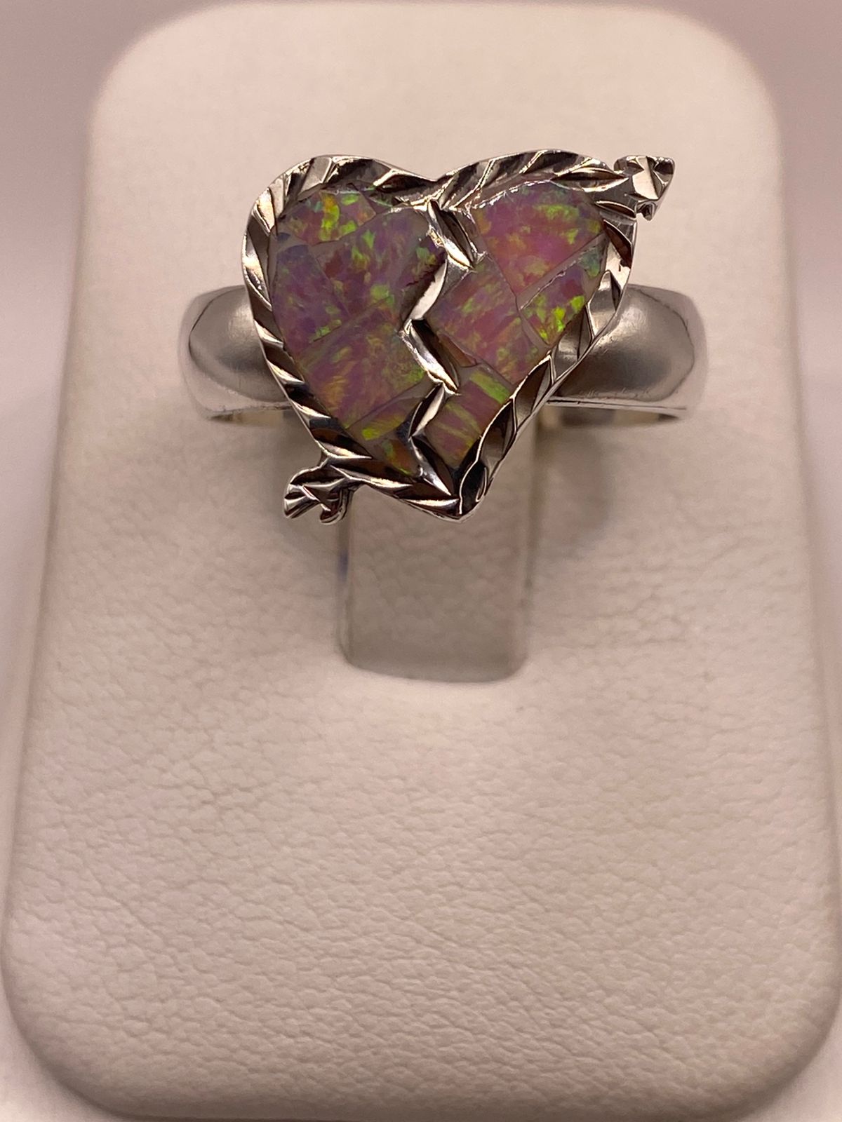 ANILLO CORAZÓN PARTIDO DE PLATA LEY 950 CON ÓPALO DE FUEGO