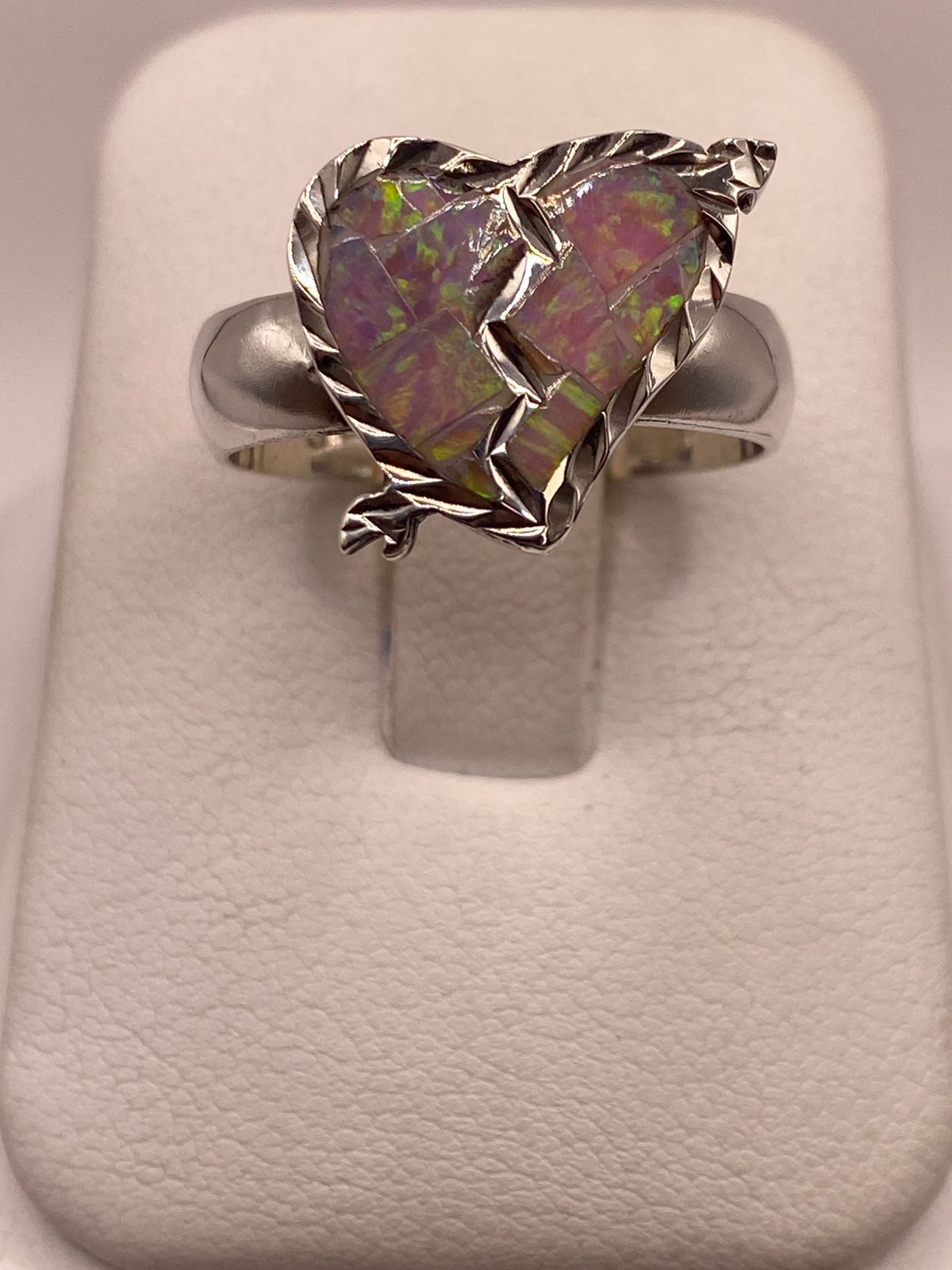 ANILLO CORAZÓN PARTIDO DE PLATA LEY 950 CON ÓPALO DE FUEGO