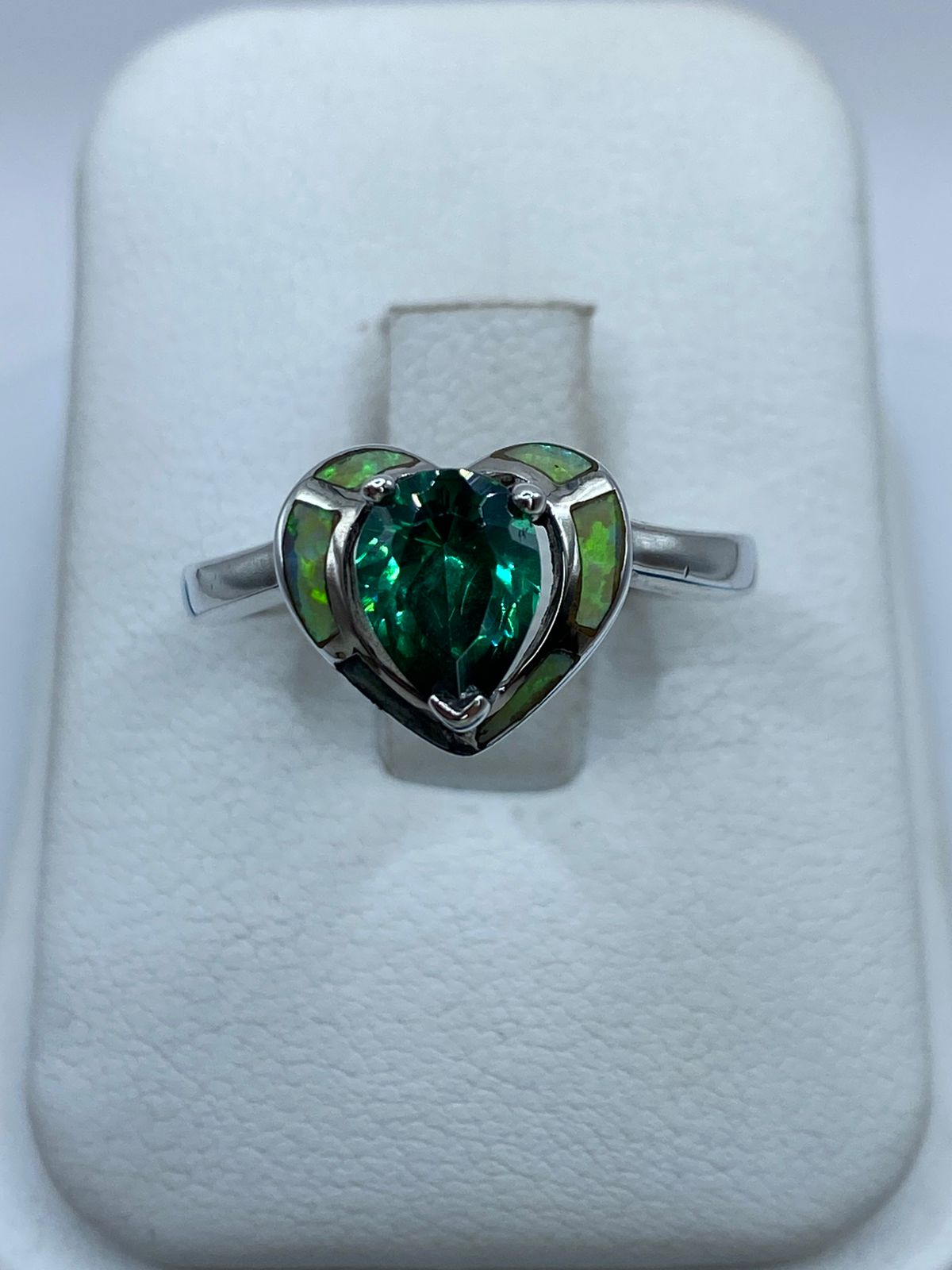 ANILLO CORAZÓN DE PLATA .925 CON ÓPALO DE FUEGO Y ZIRCONIA