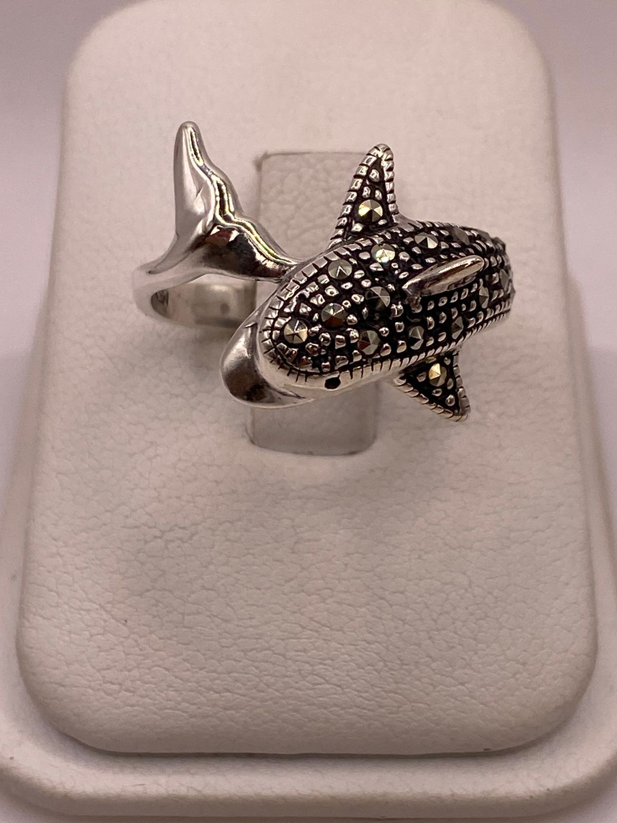 🐬 Anillo Delfín con Marquesitas en Plata Ley 925
