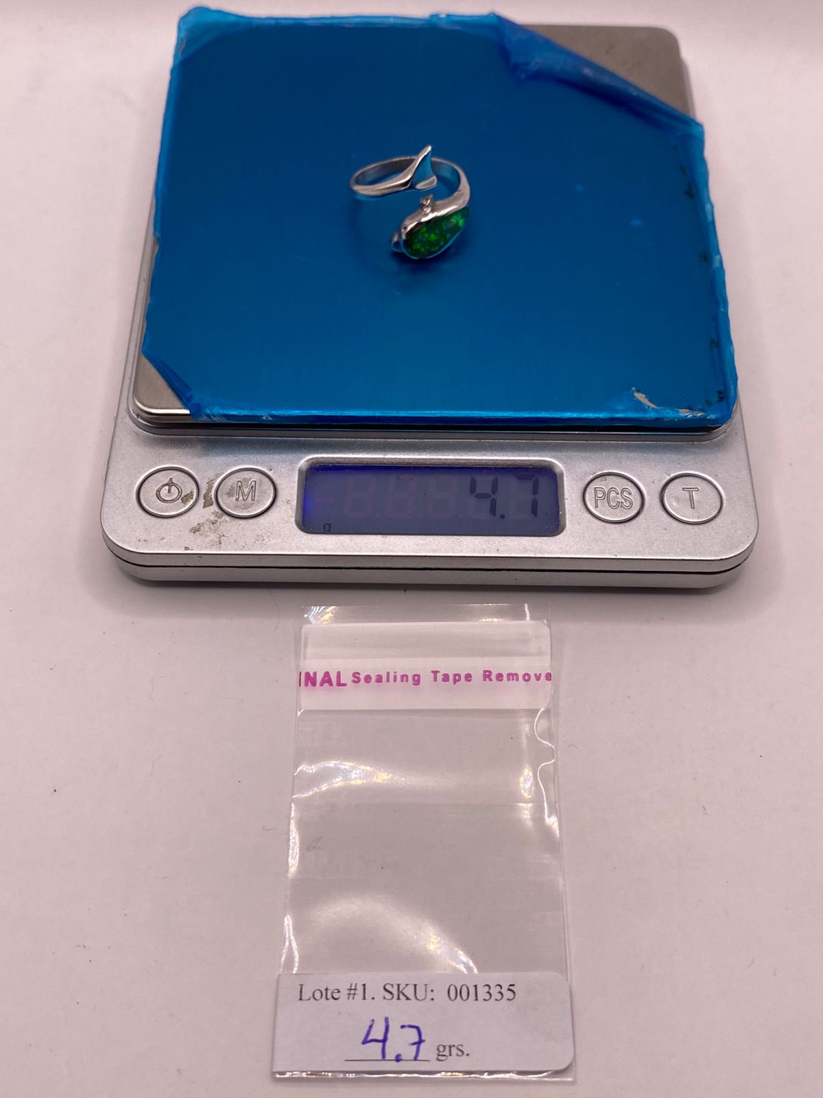 ANILLO DE DELFÍN DE PLATA LEY 950 CON ÓPALO VERDE Y AZUL