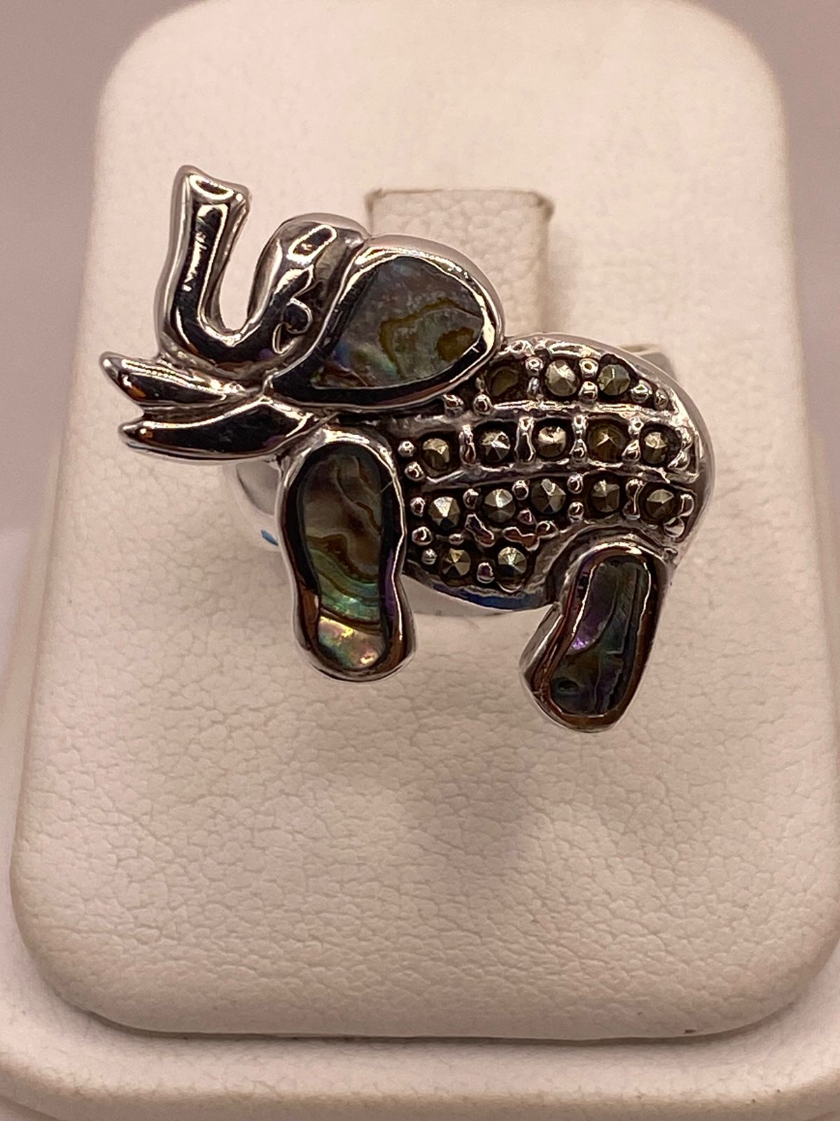 Anillo Elefante Artesanal con Abalón y Marquesitas en Plata Ley 925