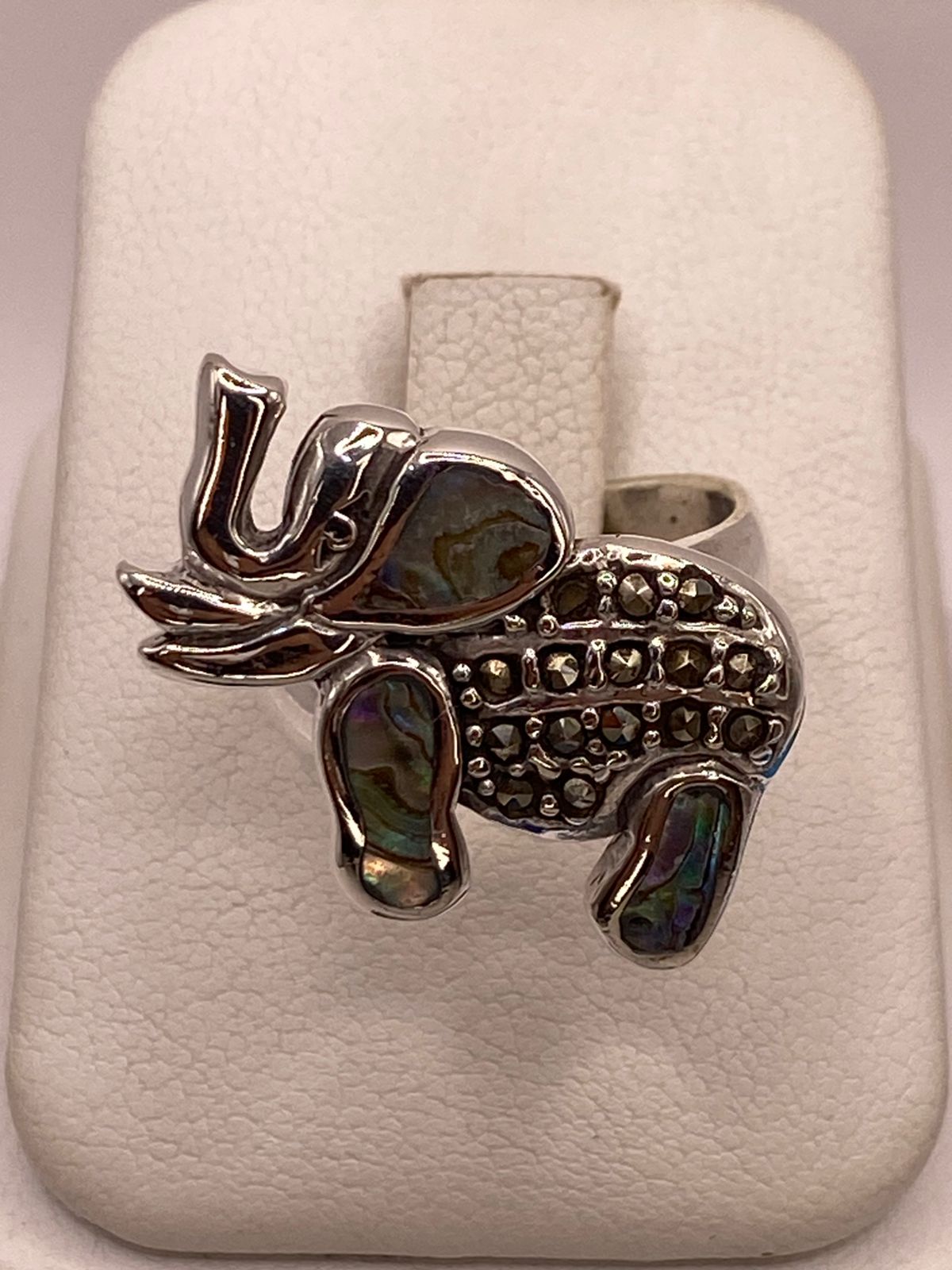 Anillo Elefante Artesanal con Abalón y Marquesitas en Plata Ley 925