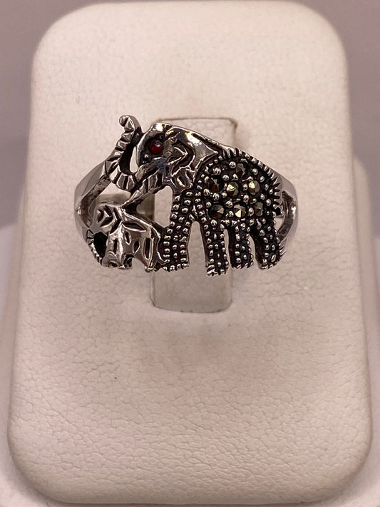 🐘 ANILLO ELEFANTE CON MARQUESITAS Y ZIRCONIA EN PLATA LEY 925