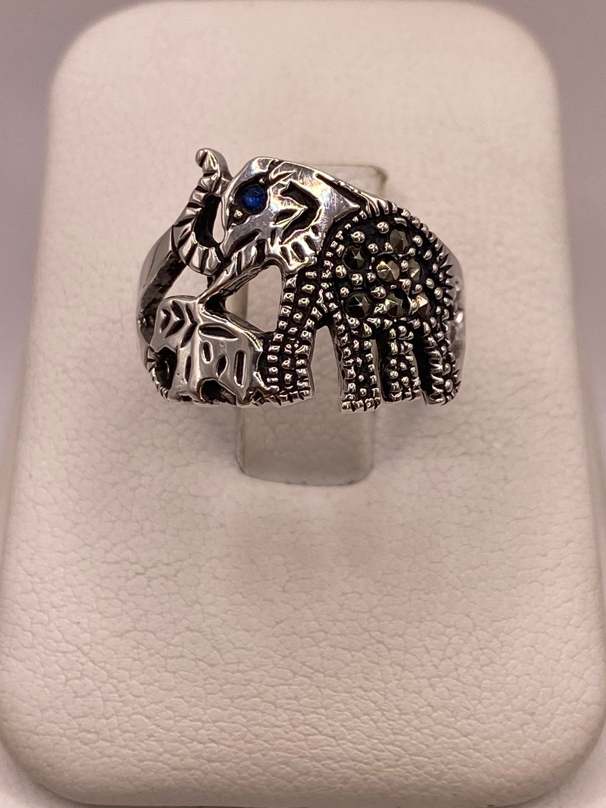 🐘 ANILLO ELEFANTE VINTAGE CON MARQUESITAS EN PLATA LEY 925