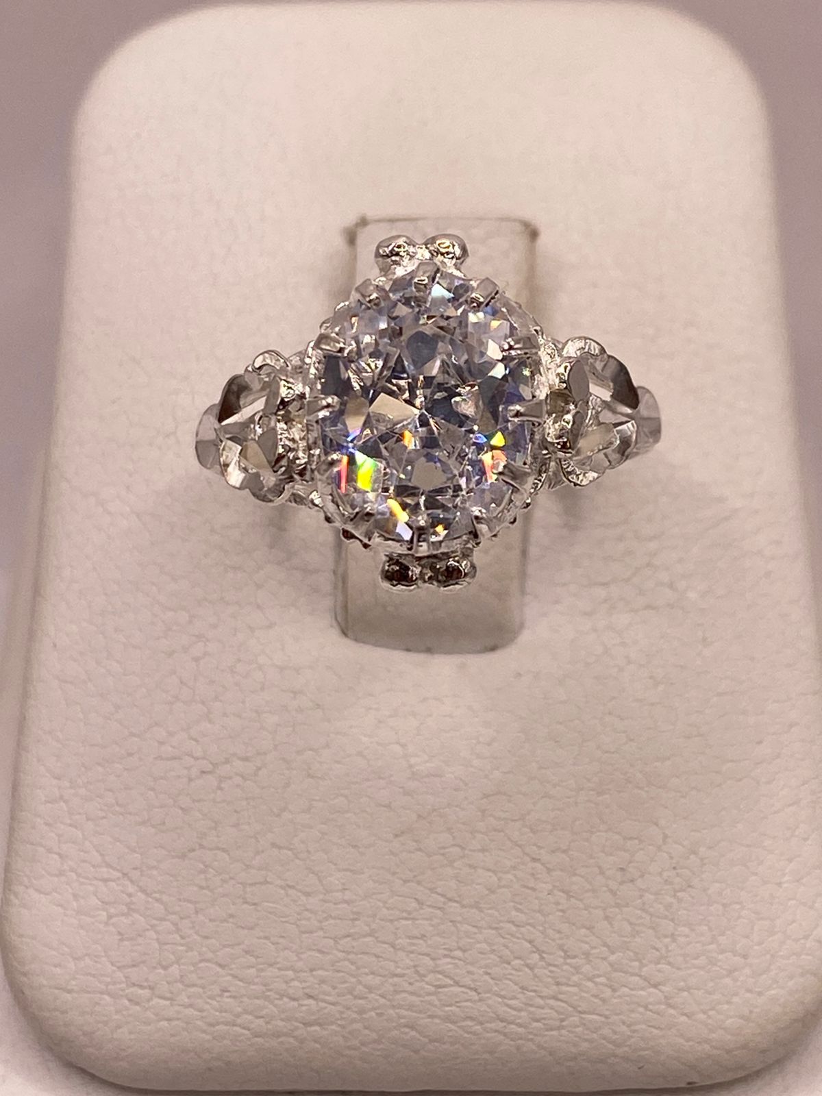 ANILLO ESTILO PRINCESA EN PLATA LEY 925 CON ZIRCONIA 💍👑