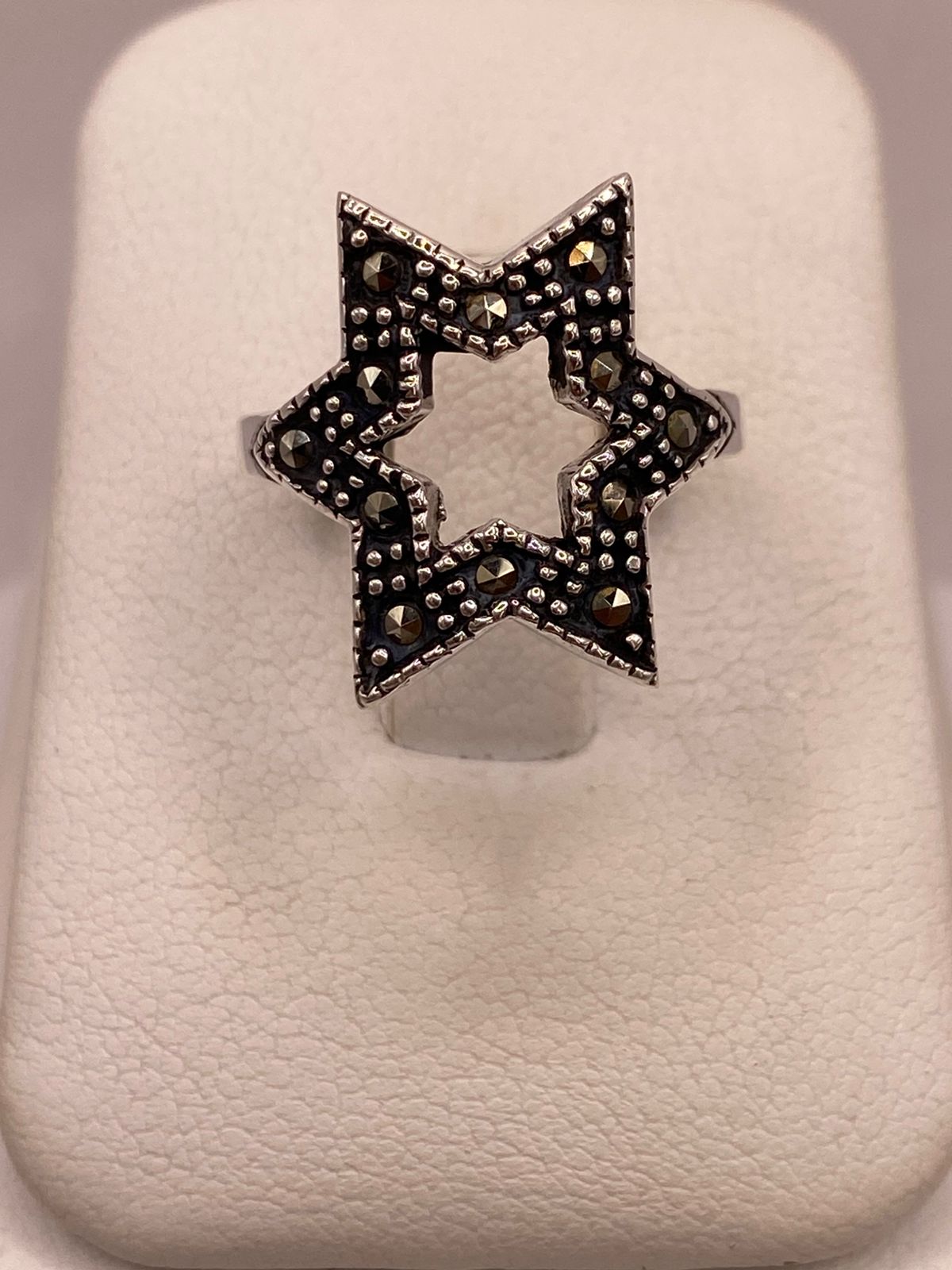 Anillo Estrella Vintage con Marquesitas en Plata Ley 925