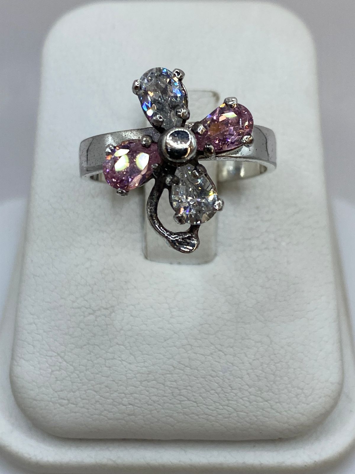 Anillo con Flor Giratoria en Plata 925