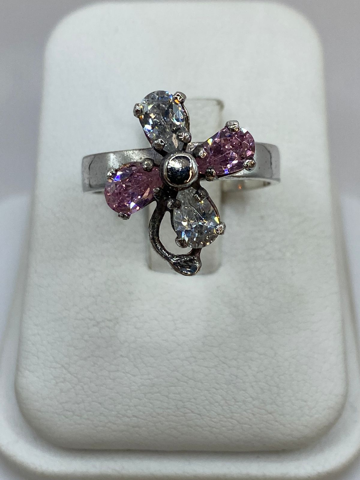 Anillo con Flor Giratoria en Plata 925