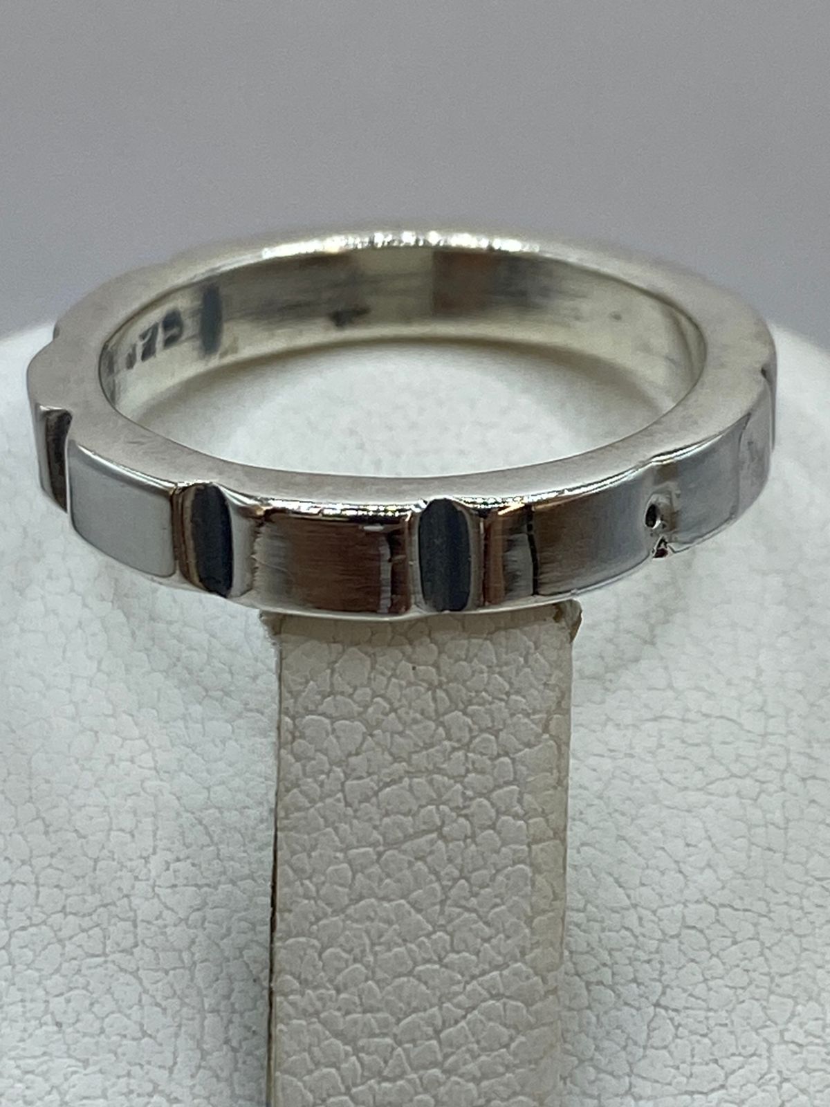 Anillo Geométrico de Plata Ley 925
