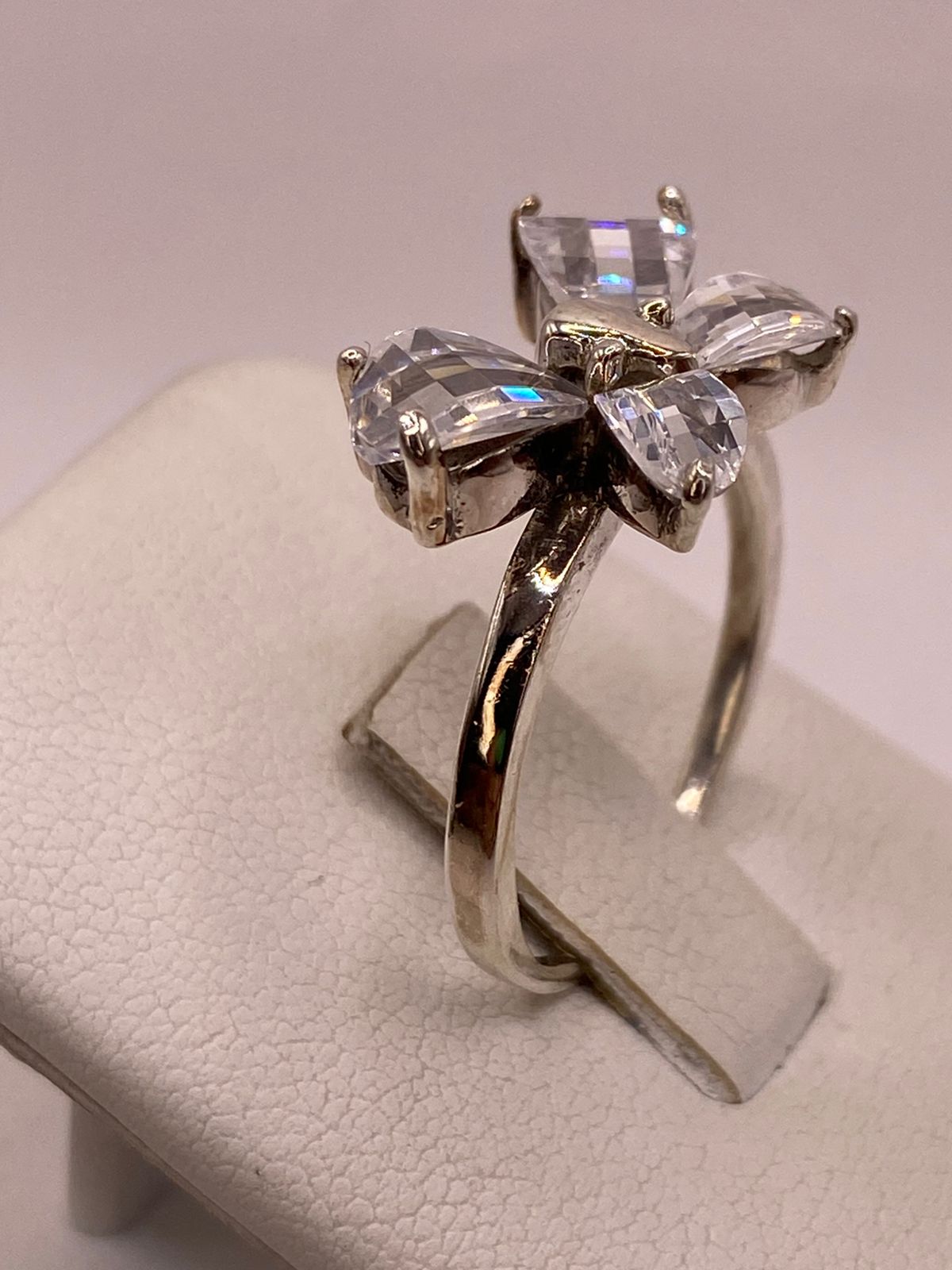 Anillo Mariposa Brillante con Zirconias en Plata Ley 925