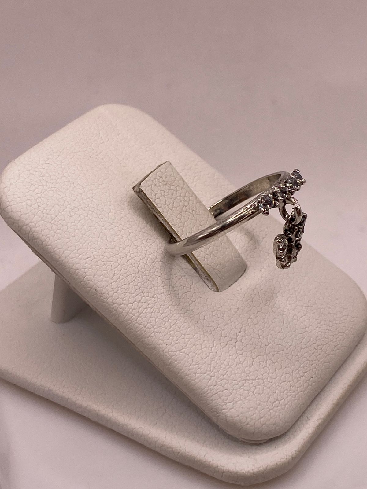 Anillo de Mariposa Colgante con Zirconias Blancas en Plata Ley 925