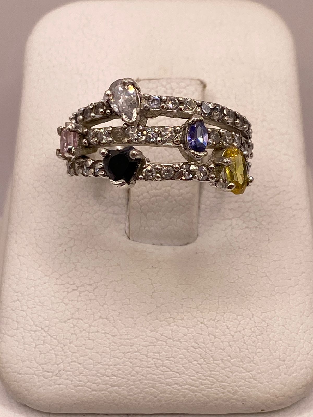 Anillo Multicolor con Zirconias en Plata Ley 925