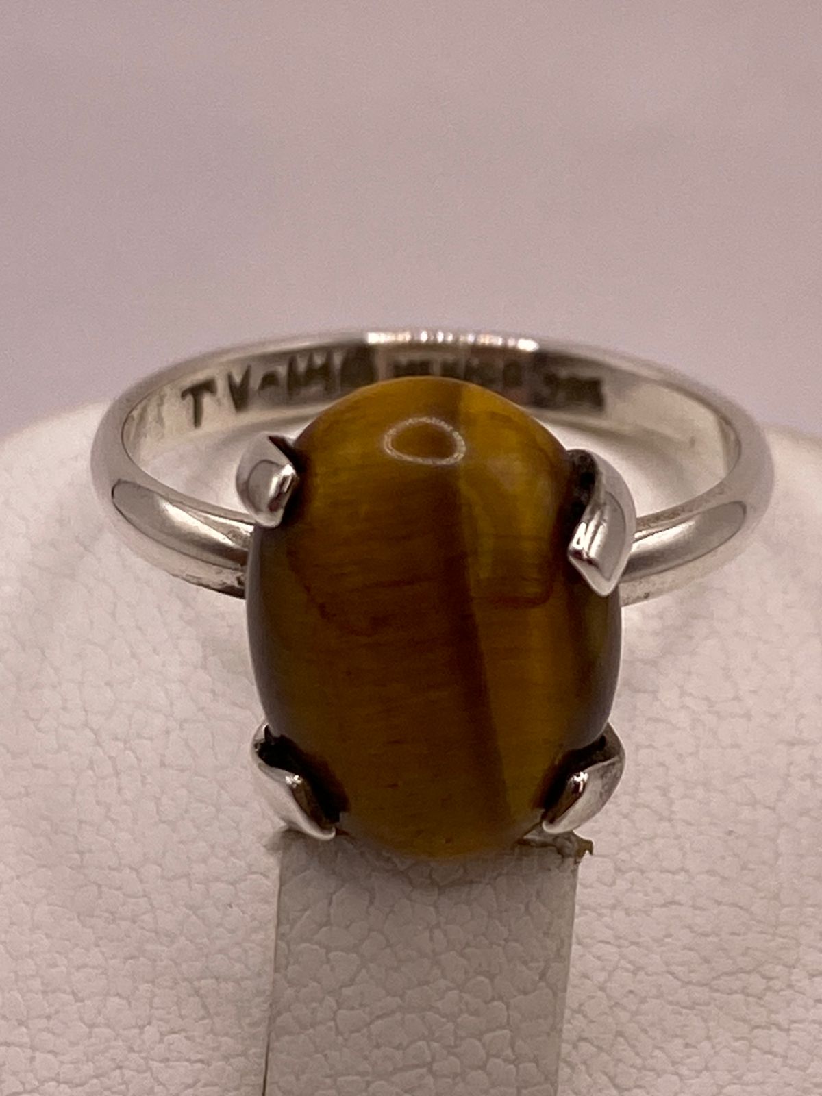 ANILLO CON OJO DE TIGRE DE PLATA LEY 925