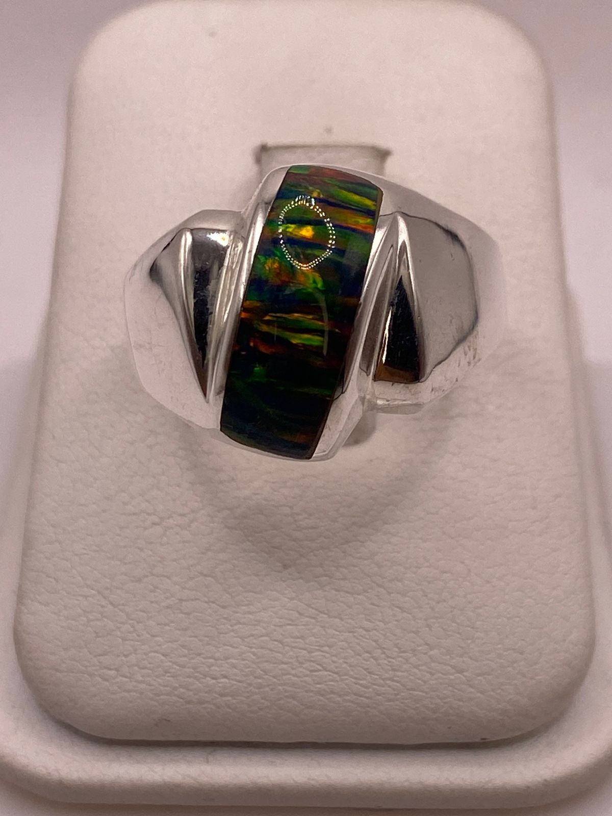 ANILLO DE ÓPALO DE FUEGO MULTICOLOR EN PLATA LEY .925