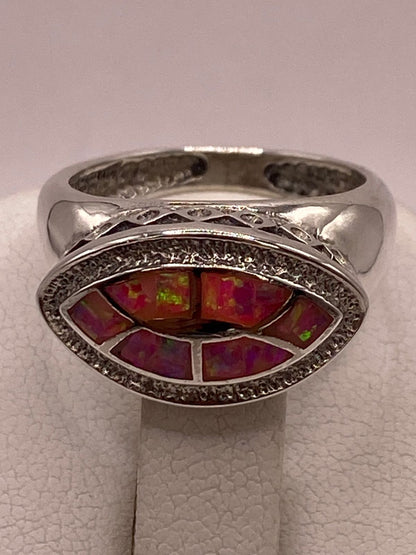 Anillo con Ópalo de Fuego Rosa Iridiscente en Plata Ley .950, vista posterior
