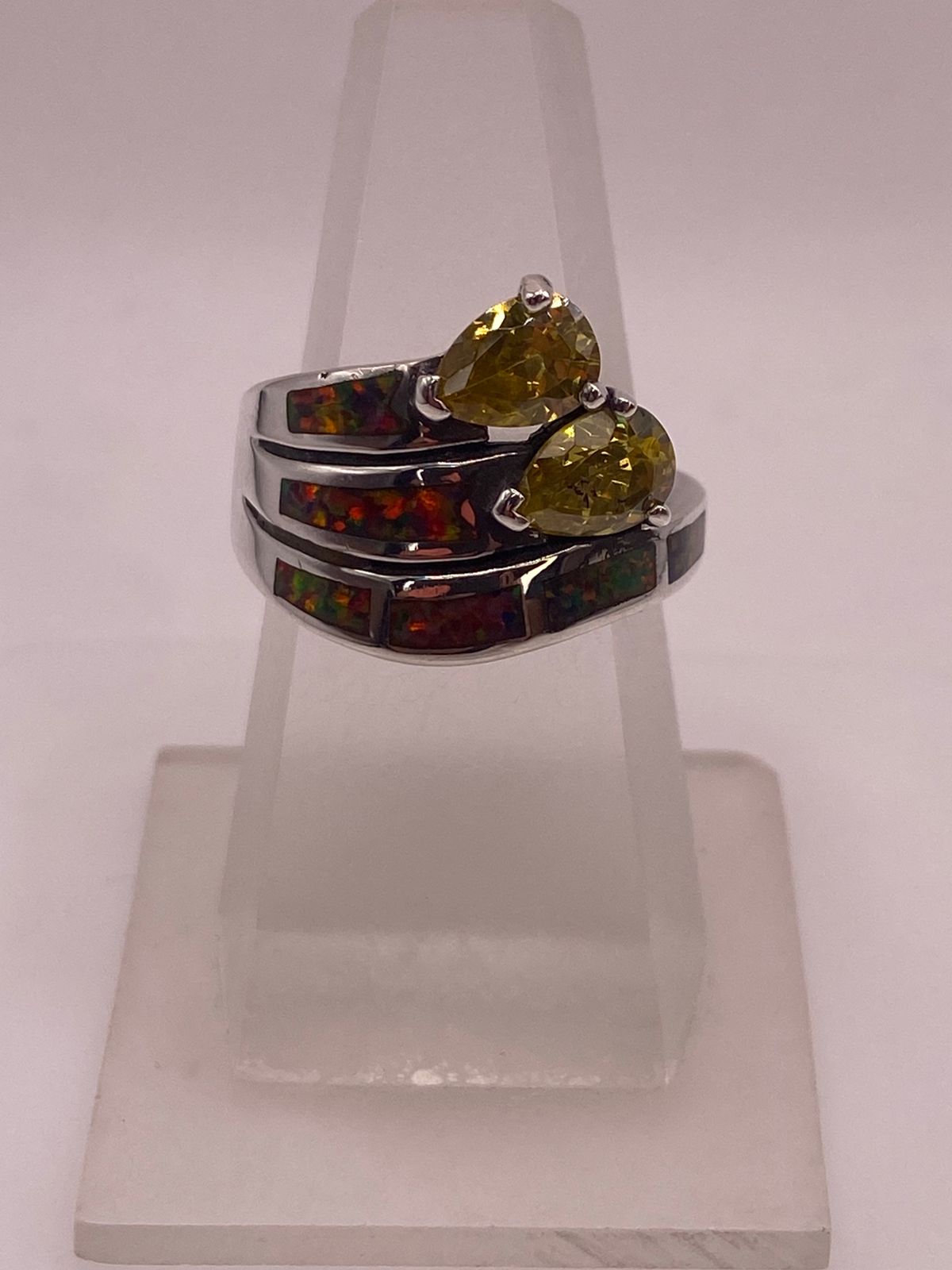 ANILLO ÓPALO ROJO FUEGO & DOBLE ZIRCONIA CITRINO PLATA 925