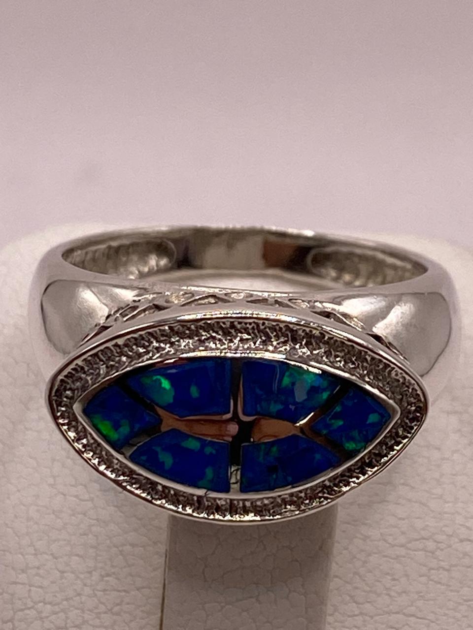 💍 ANILLO OVALADO CON ÓPALO DE FUEGO EN PLATA LEY .950