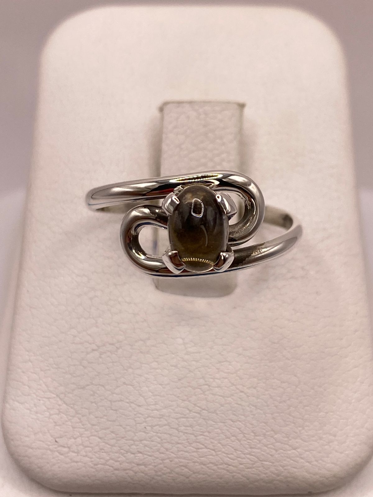 ANILLO DE PLATA LEY 925 CON ÁMBAR AHUMADO