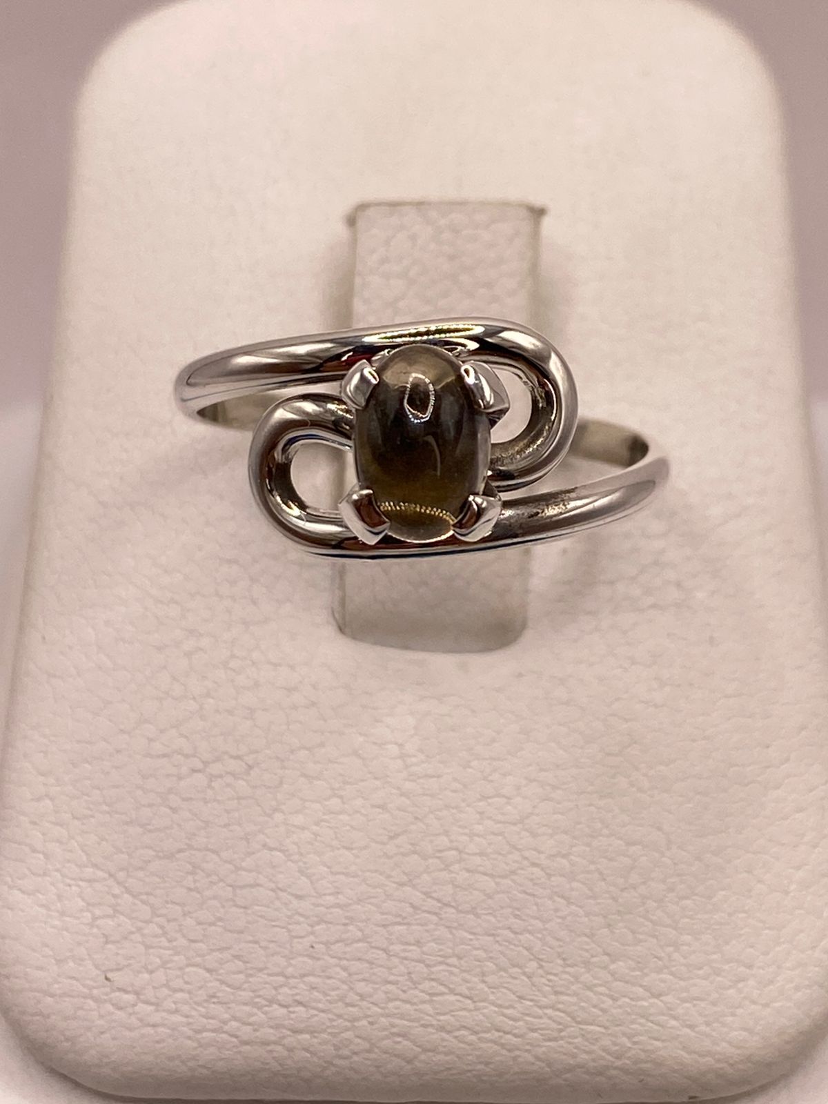 ANILLO DE PLATA LEY 925 CON ÁMBAR AHUMADO