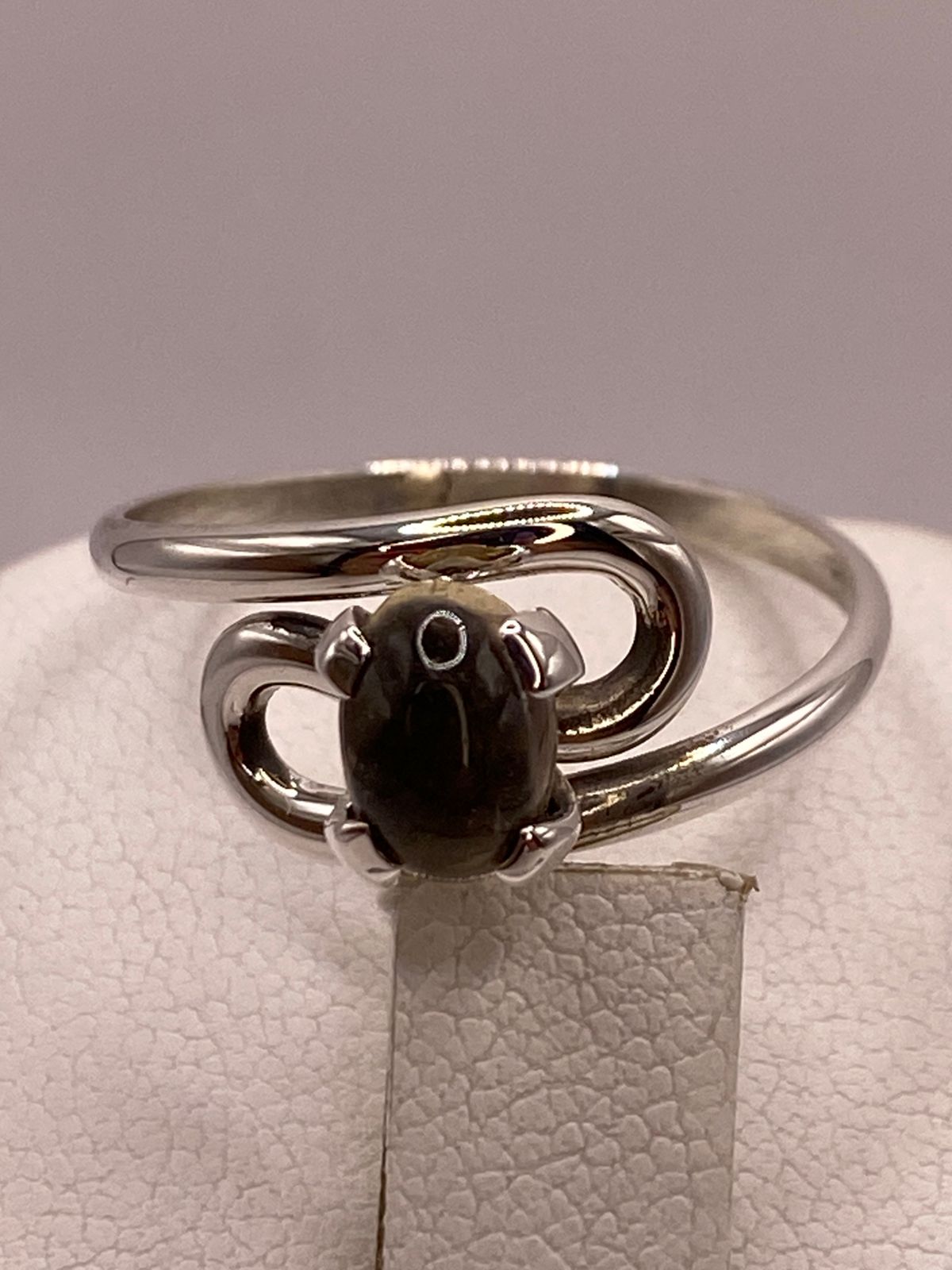ANILLO DE PLATA LEY 925 CON ÁMBAR AHUMADO