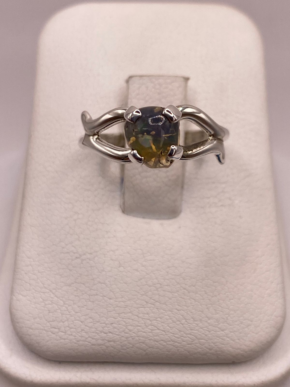 ANILLO DE PLATA LEY 925 CON ÁMBAR AHUMADO
