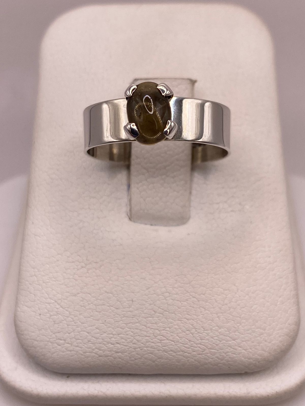 ANILLO DE PLATA LEY 925 CON ÁMBAR AHUMADO
