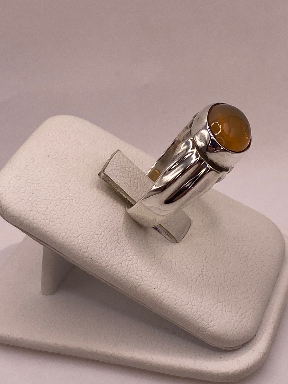 ANILLO DE PLATA LEY 925 CON ÁMBAR MIEL