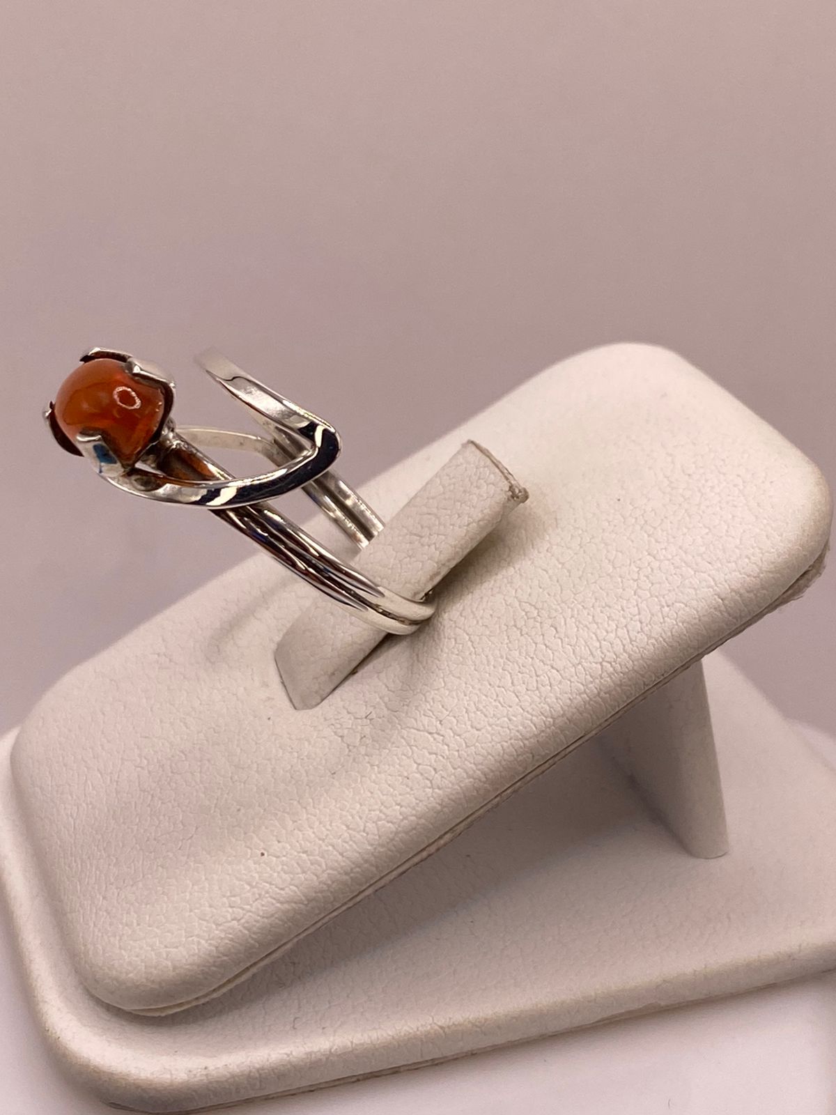 ANILLO DE PLATA LEY 925 CON ÁMBAR NATURAL