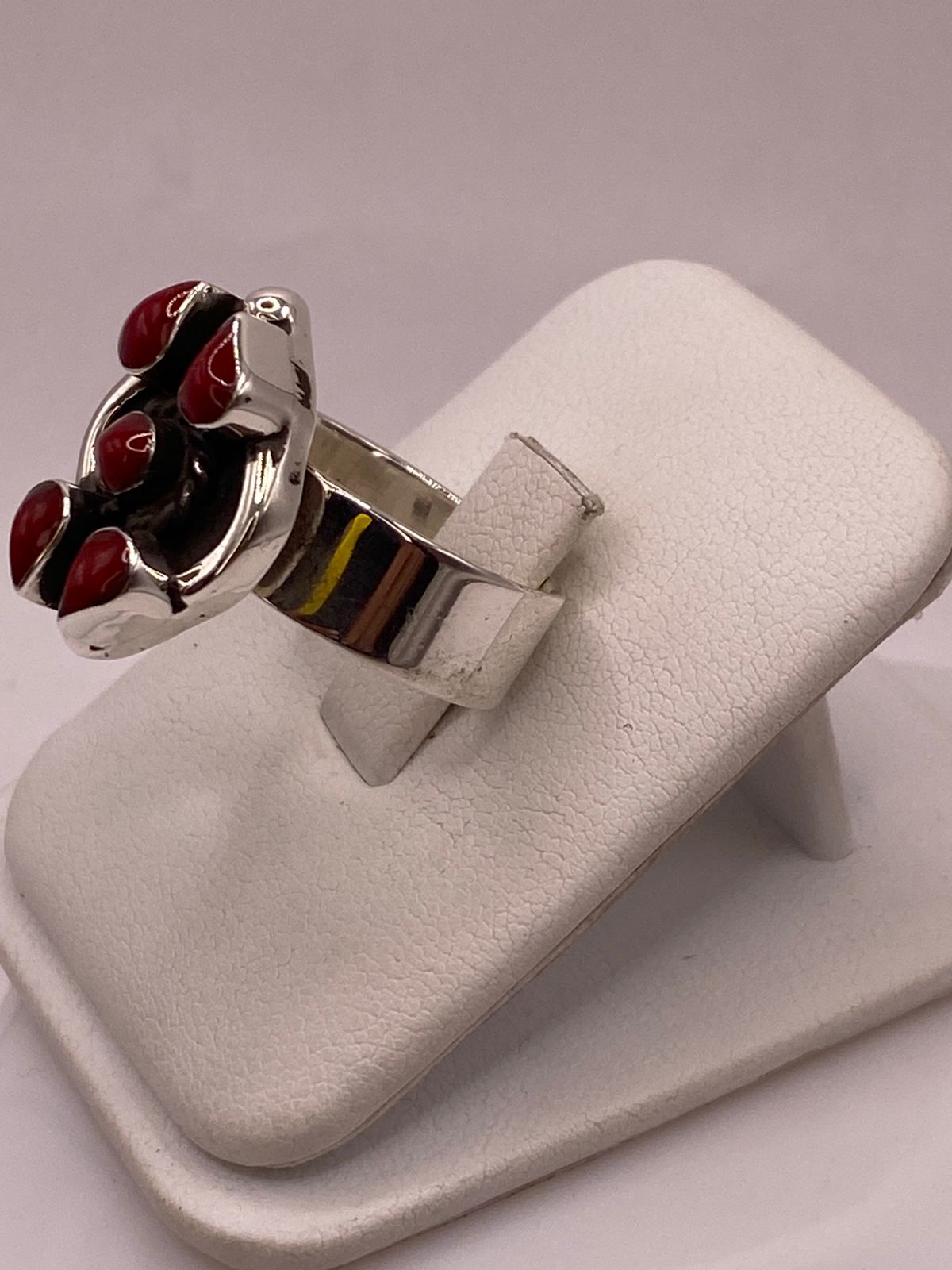 ANILLO DE PLATA LEY 925 CON CORAL ROJO