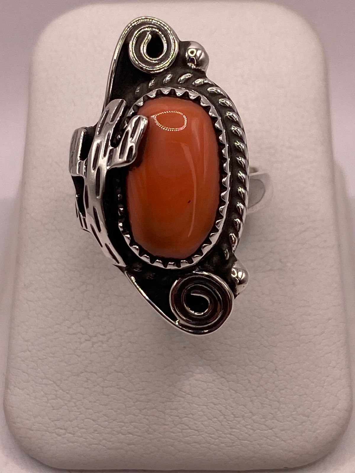 ANILLO DE PLATA LEY 925 CON CORNALINA