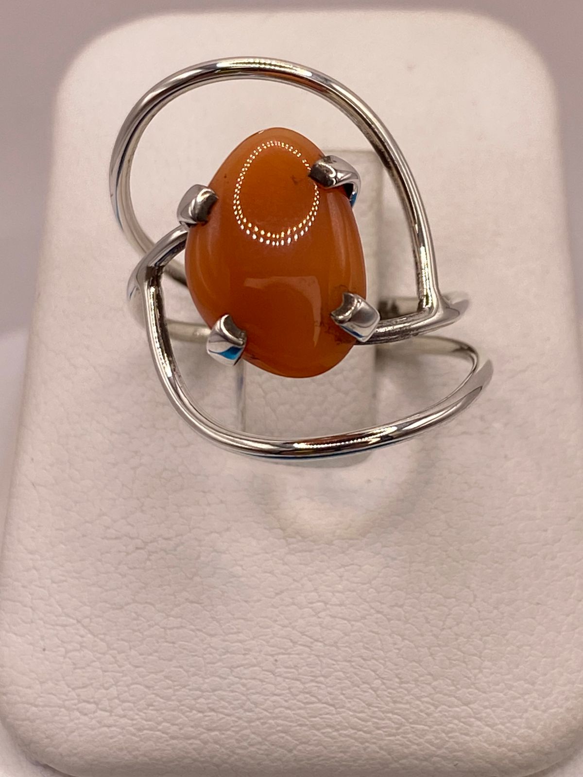ANILLO DE PLATA LEY 925 CON CORNALINA NATURAL