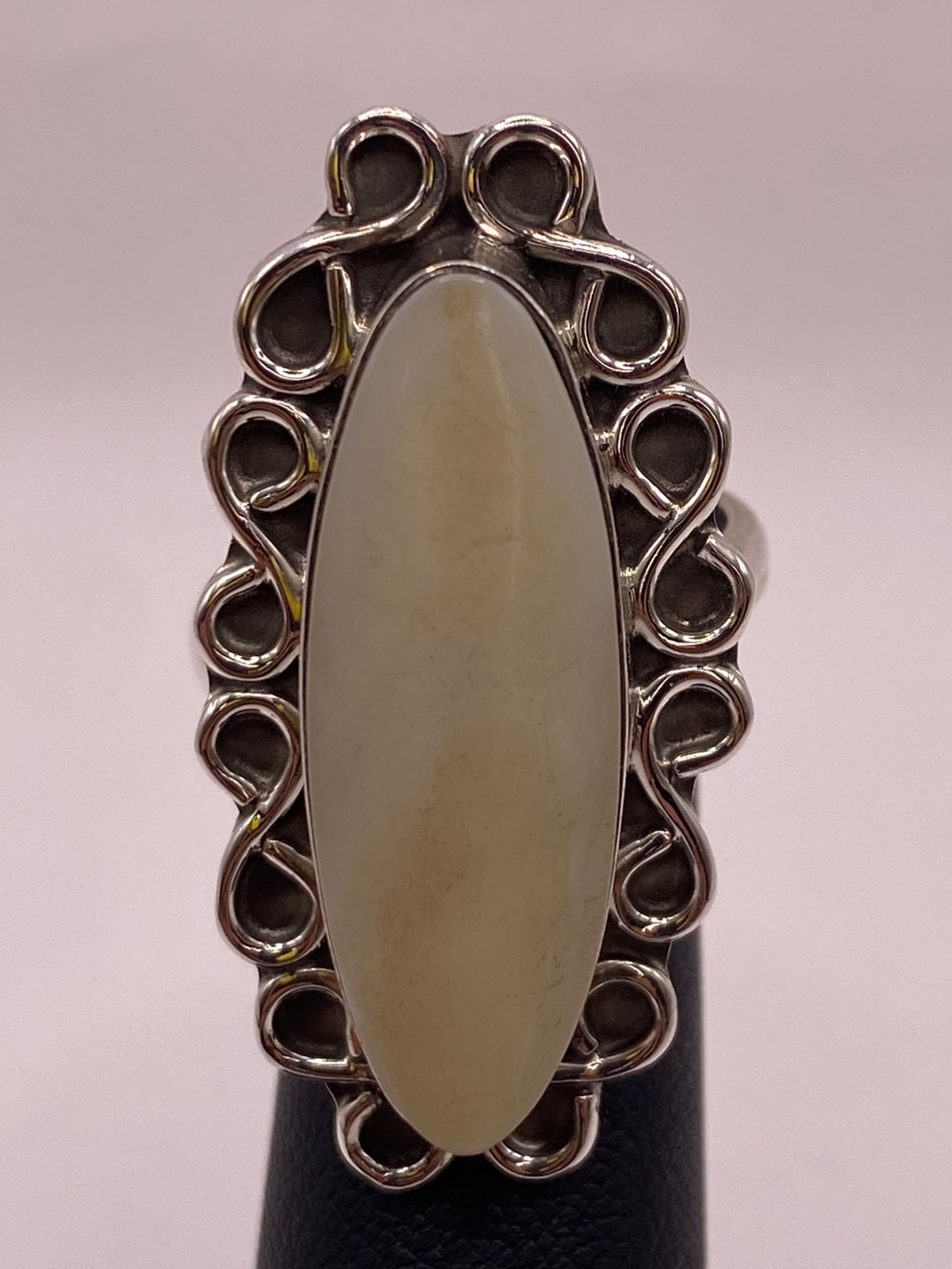 ANILLO DE PLATA LEY 925 CON JADE BLANCO