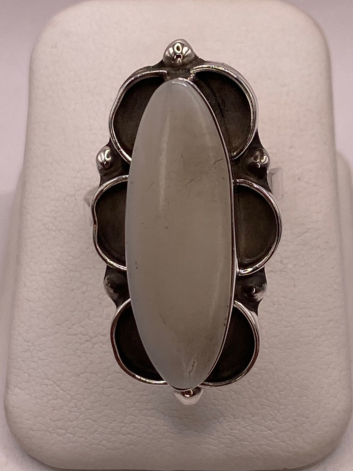 ANILLO DE PLATA LEY 925 CON JADE BLANCO