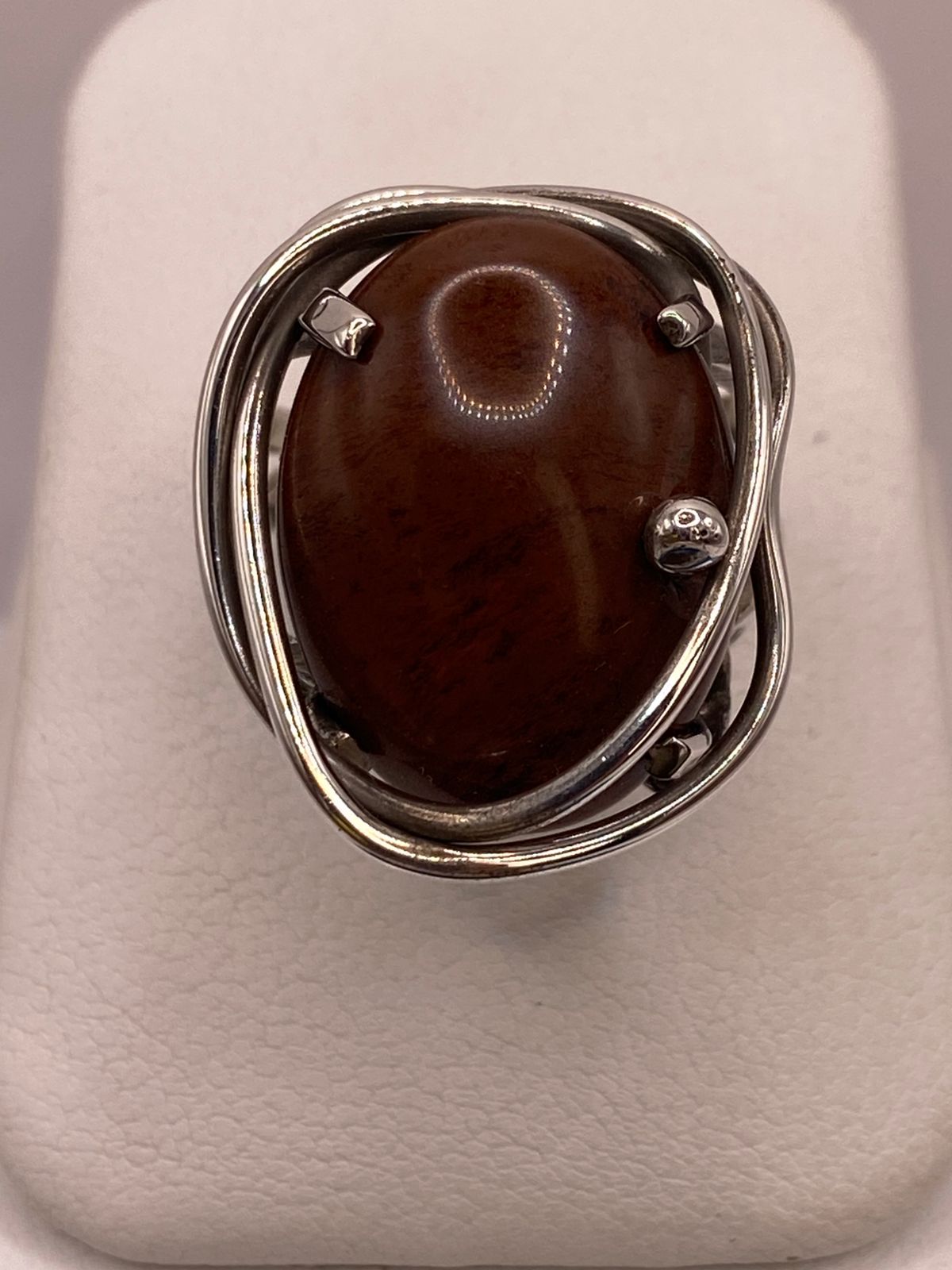 ANILLO DE PLATA LEY 925 CON JASPE ROJO