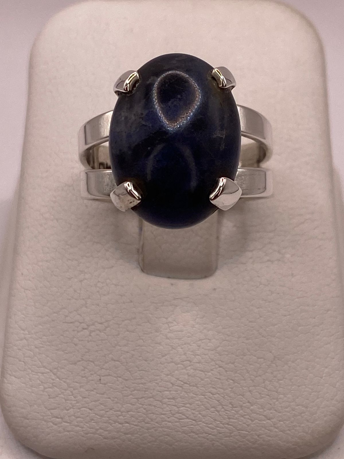 ANILLO DE PLATA LEY 925 CON LAPISLÁZULI