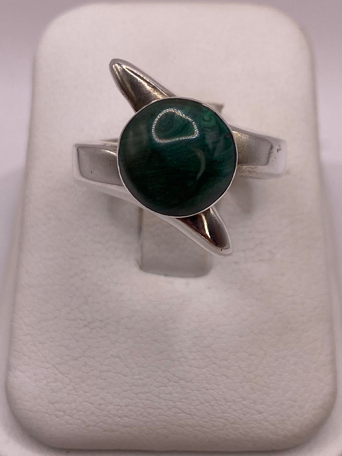 ANILLO DE PLATA LEY 925 CON MALAQUITA NATURAL