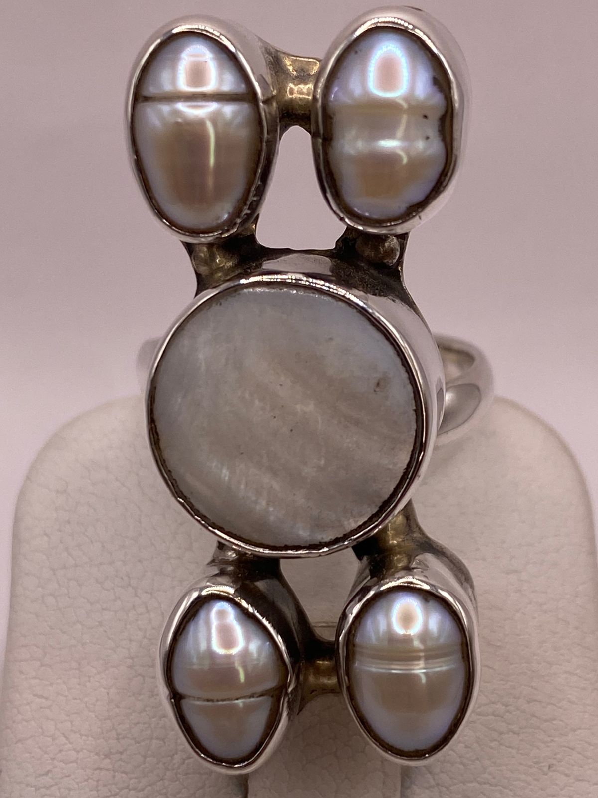 ANILLO DE PLATA LEY 925 CON NÁCAR Y PERLA