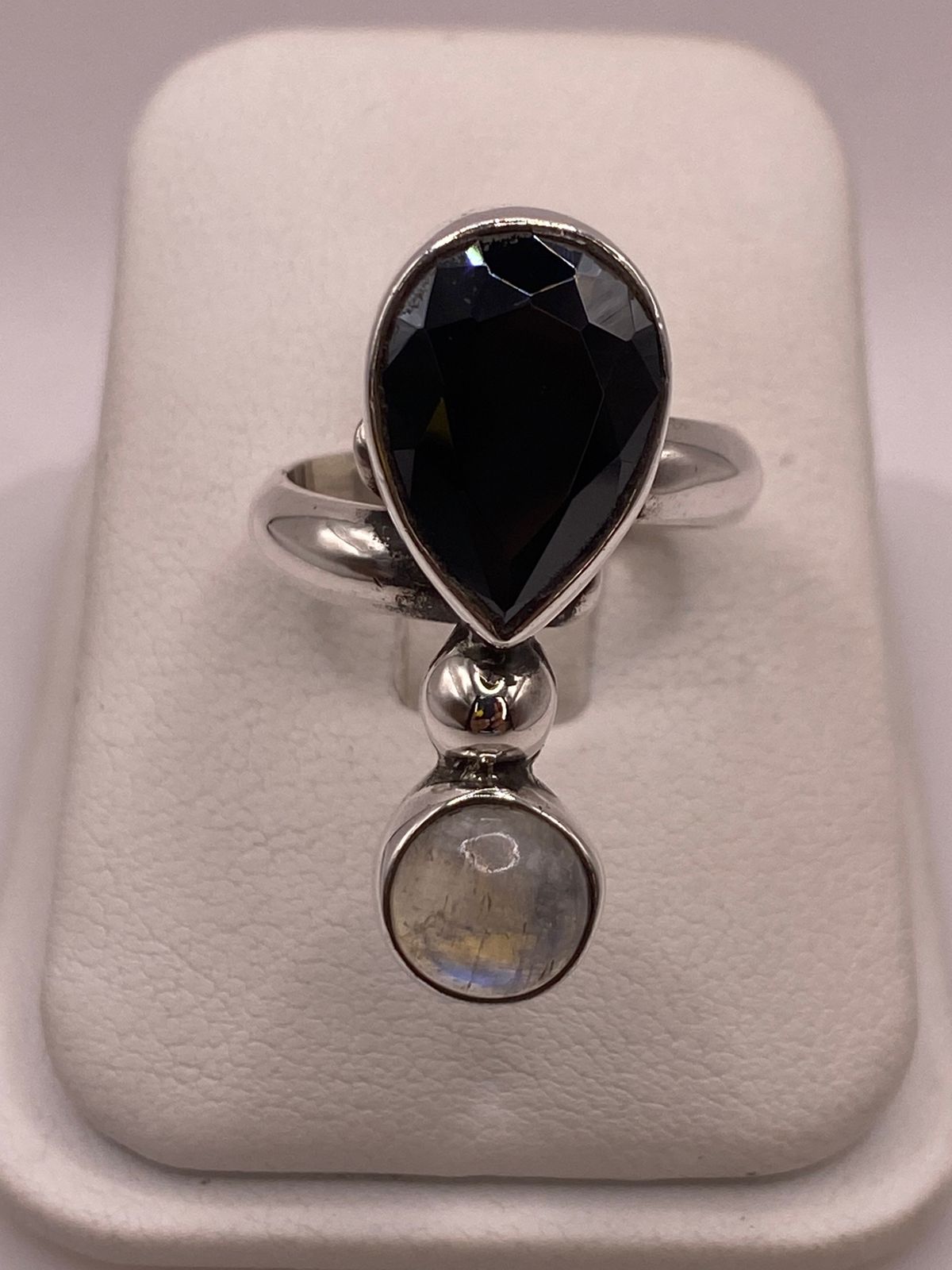 ANILLO DE PLATA LEY 925 CON OBSIDIANA Y PIEDRA LUNA