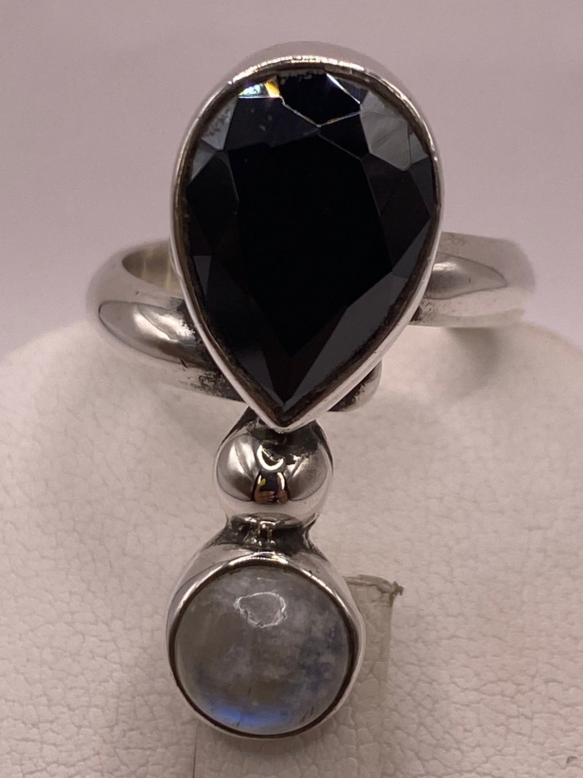ANILLO DE PLATA LEY 925 CON OBSIDIANA Y PIEDRA LUNA