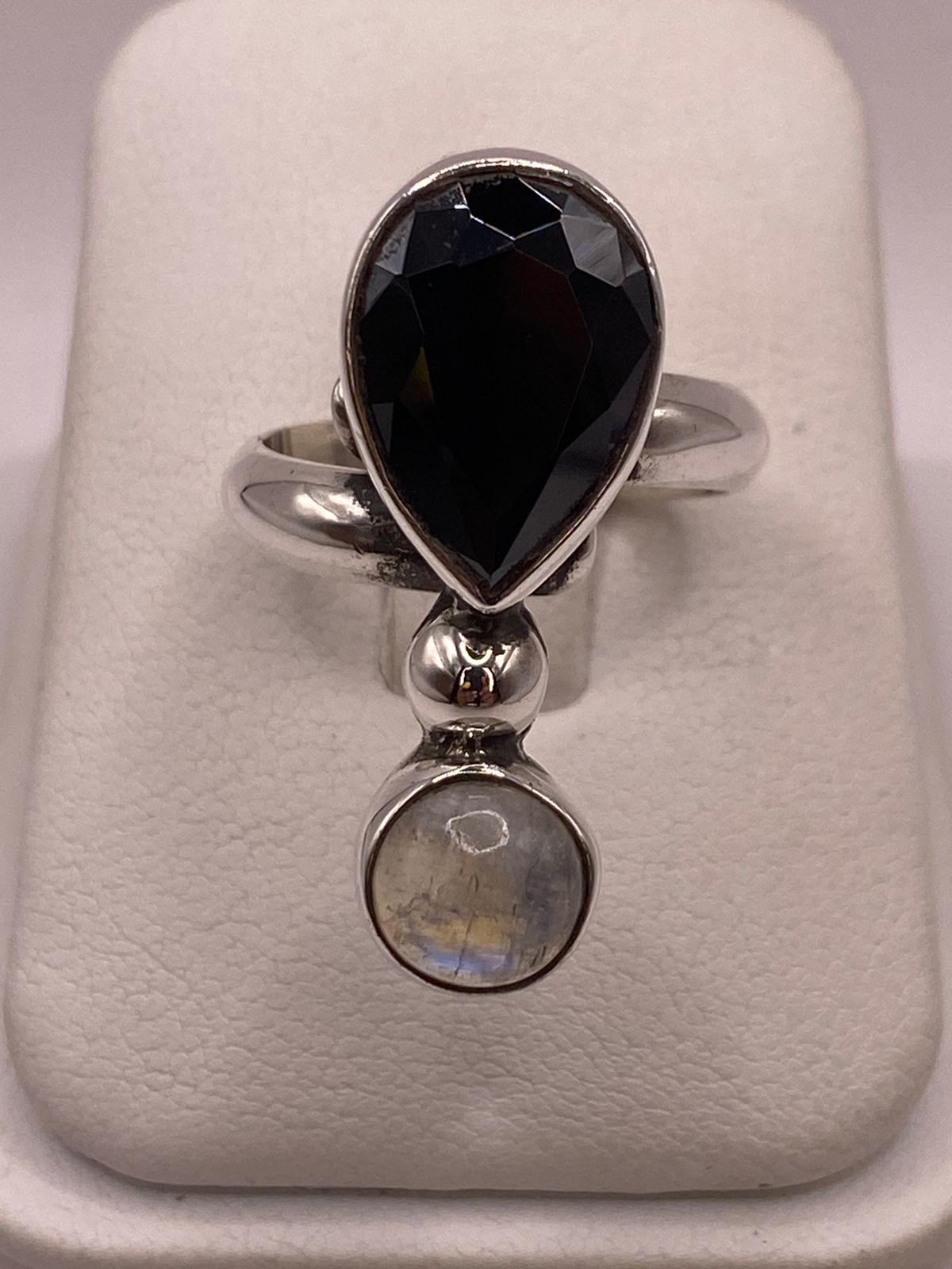 ANILLO DE PLATA LEY 925 CON OBSIDIANA Y PIEDRA LUNA